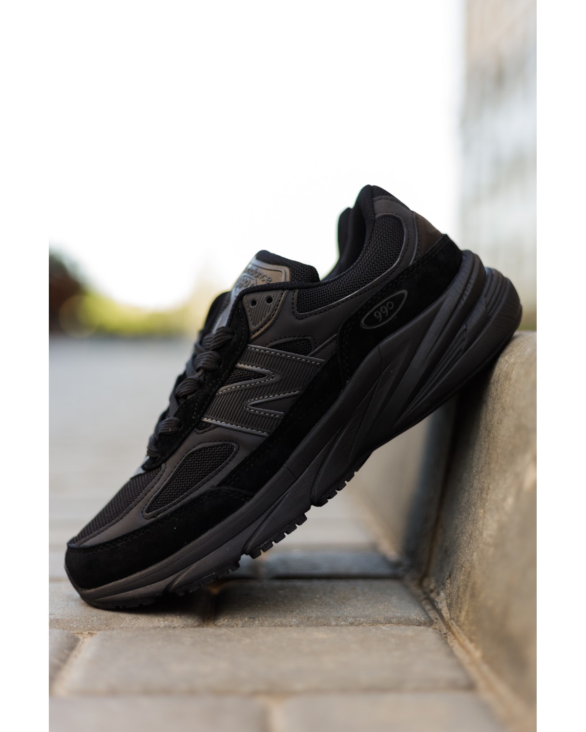 New Balance 990v6 Black