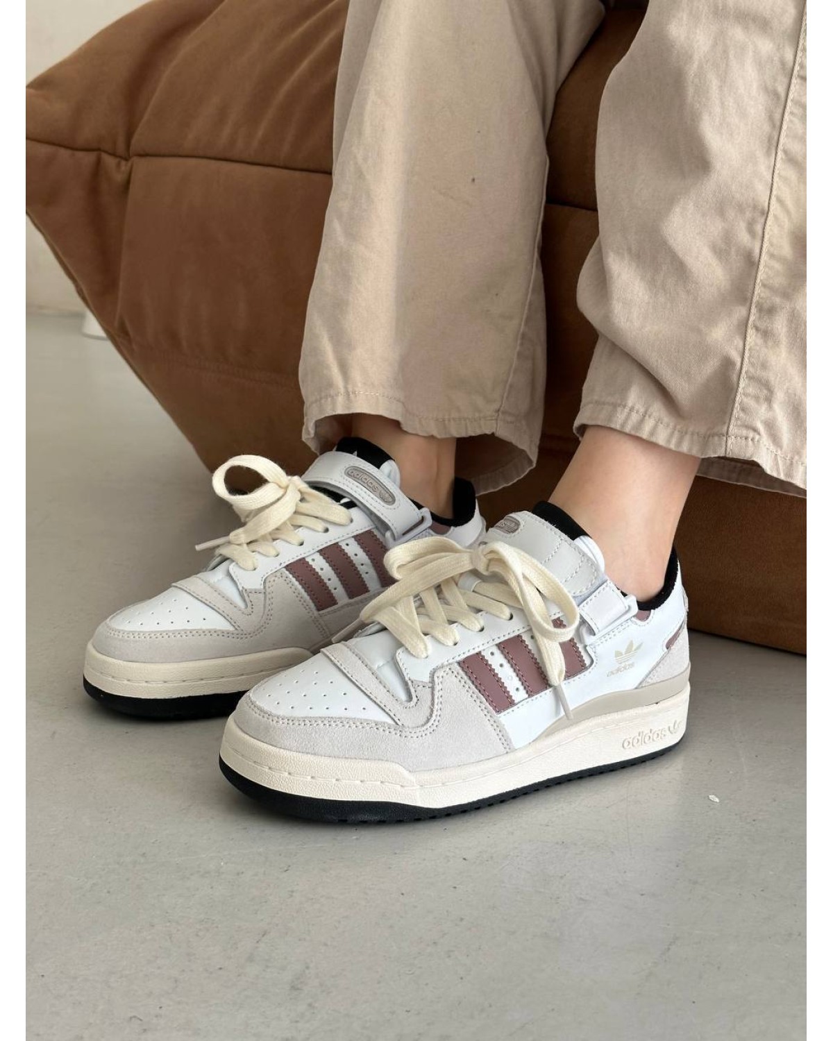 Adidas Forum Low White Brown
