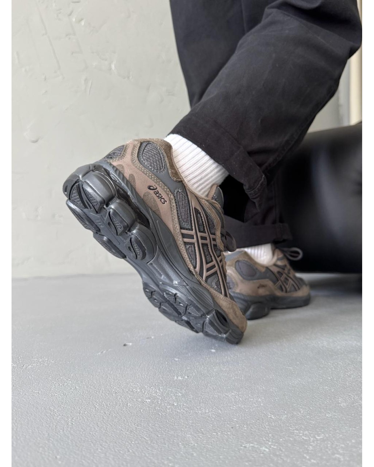 Asics Gel-NYC Brown/Grey Gore-Tex