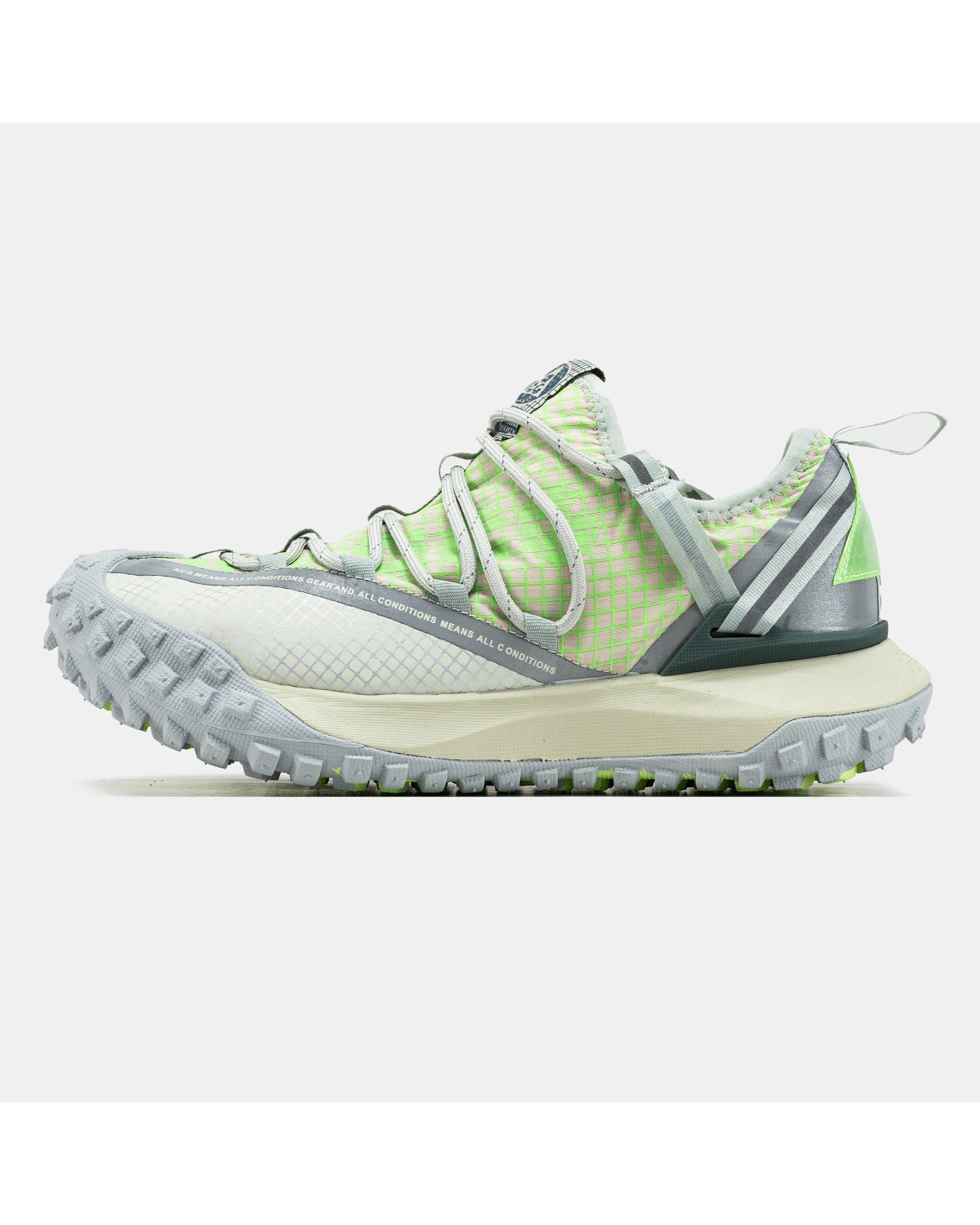 Nike ACG Mountain Fly