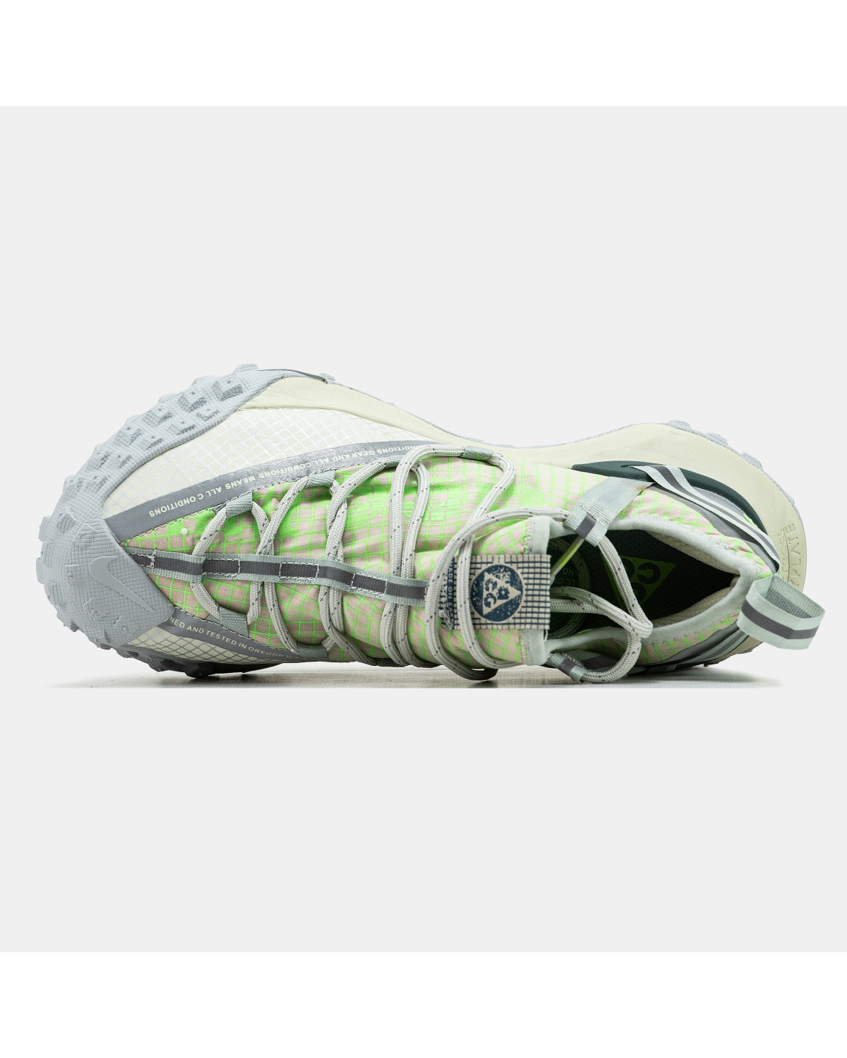 Nike ACG Mountain Fly