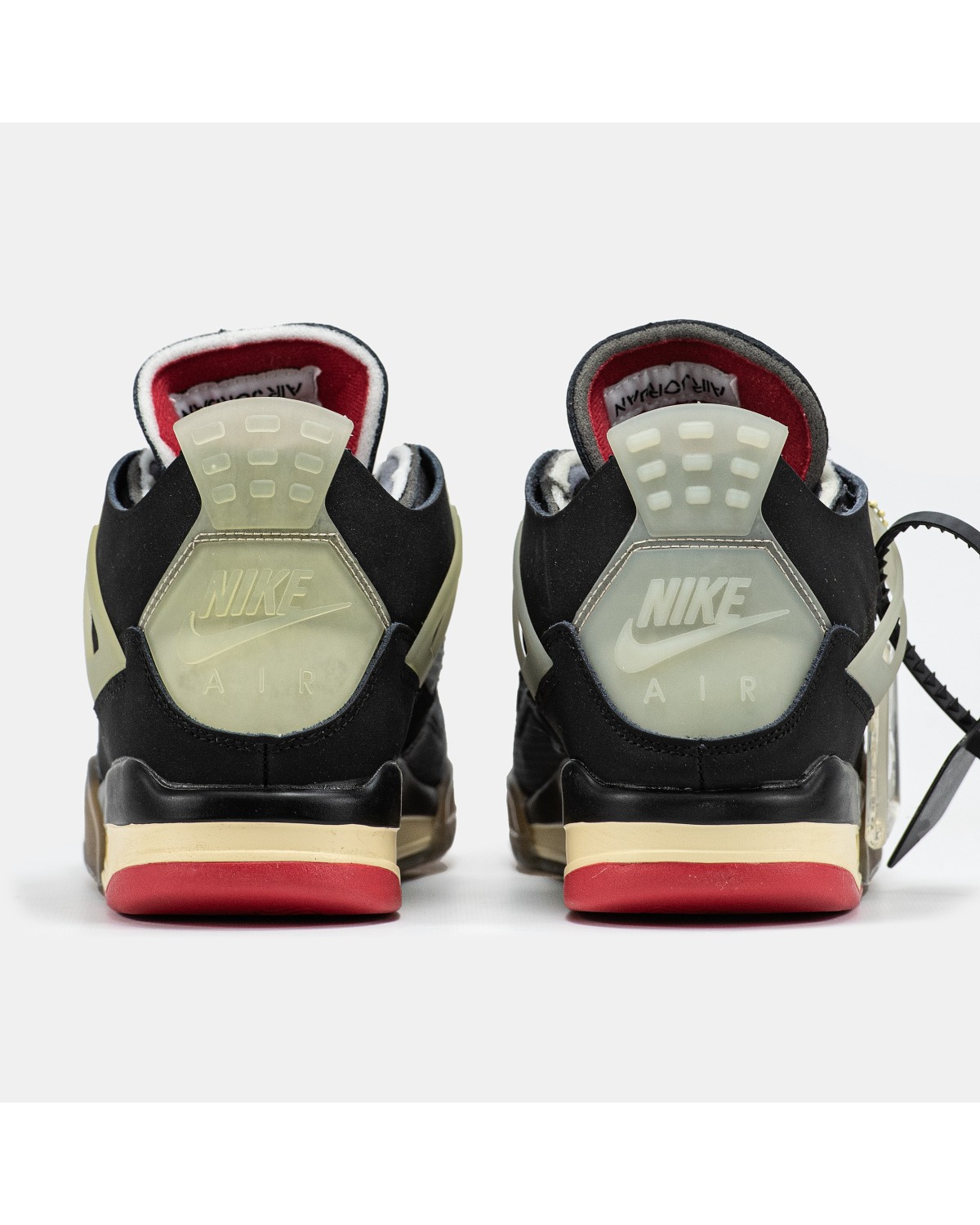 Nike Air Jordan 4 x OFF-White