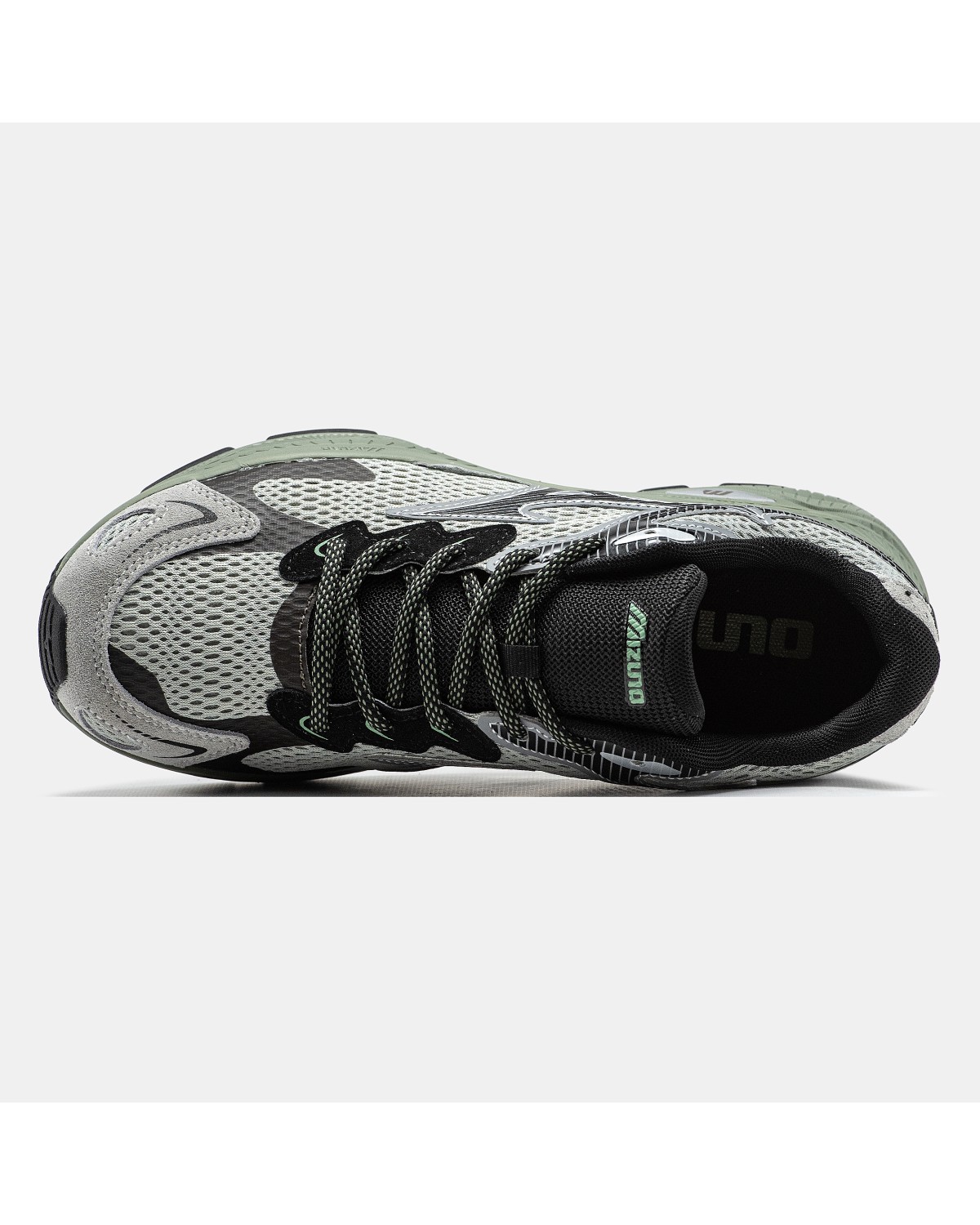 Mizuno Racer S