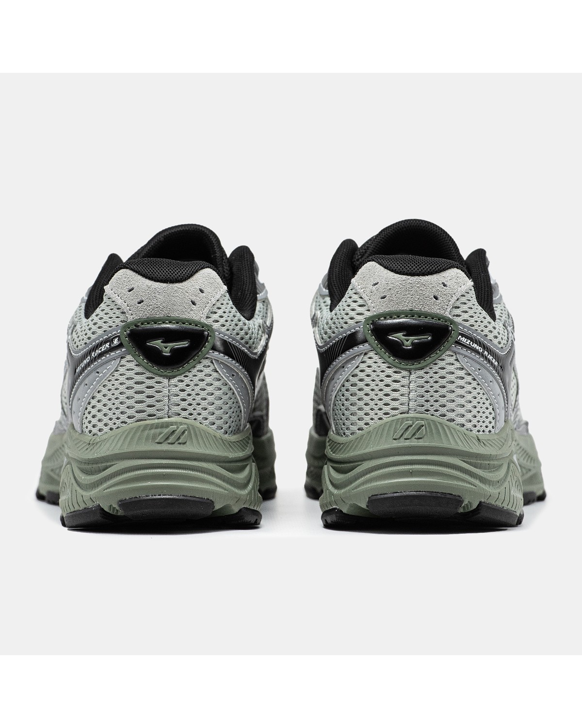 Mizuno Racer S