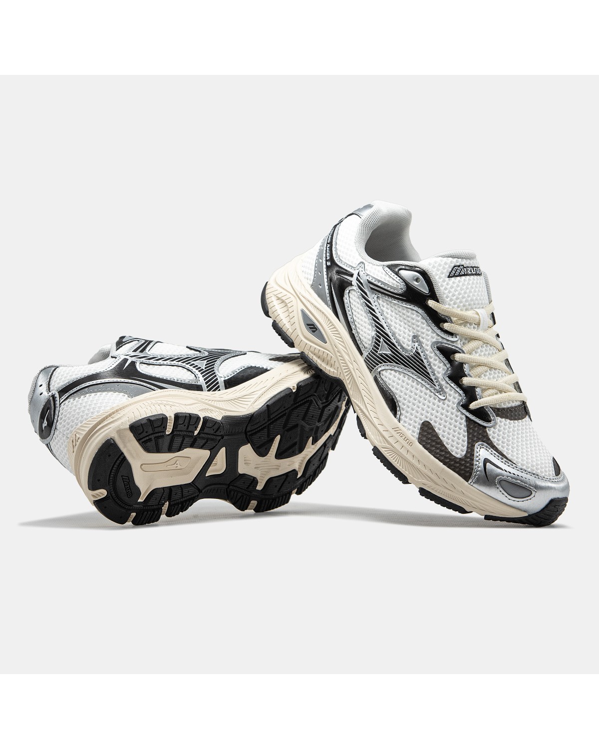 Mizuno Racer S