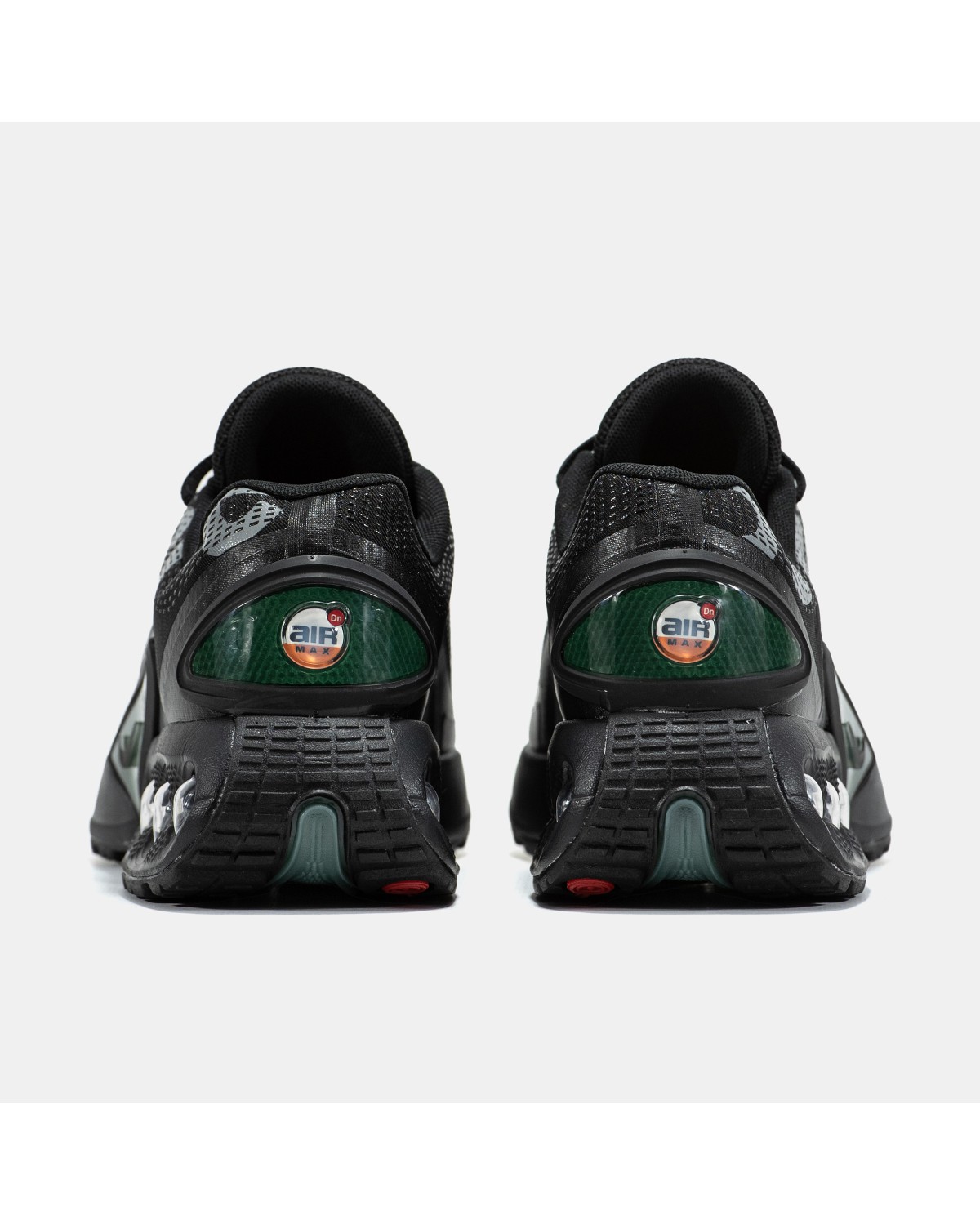 Nike Air Max DN x Supreme