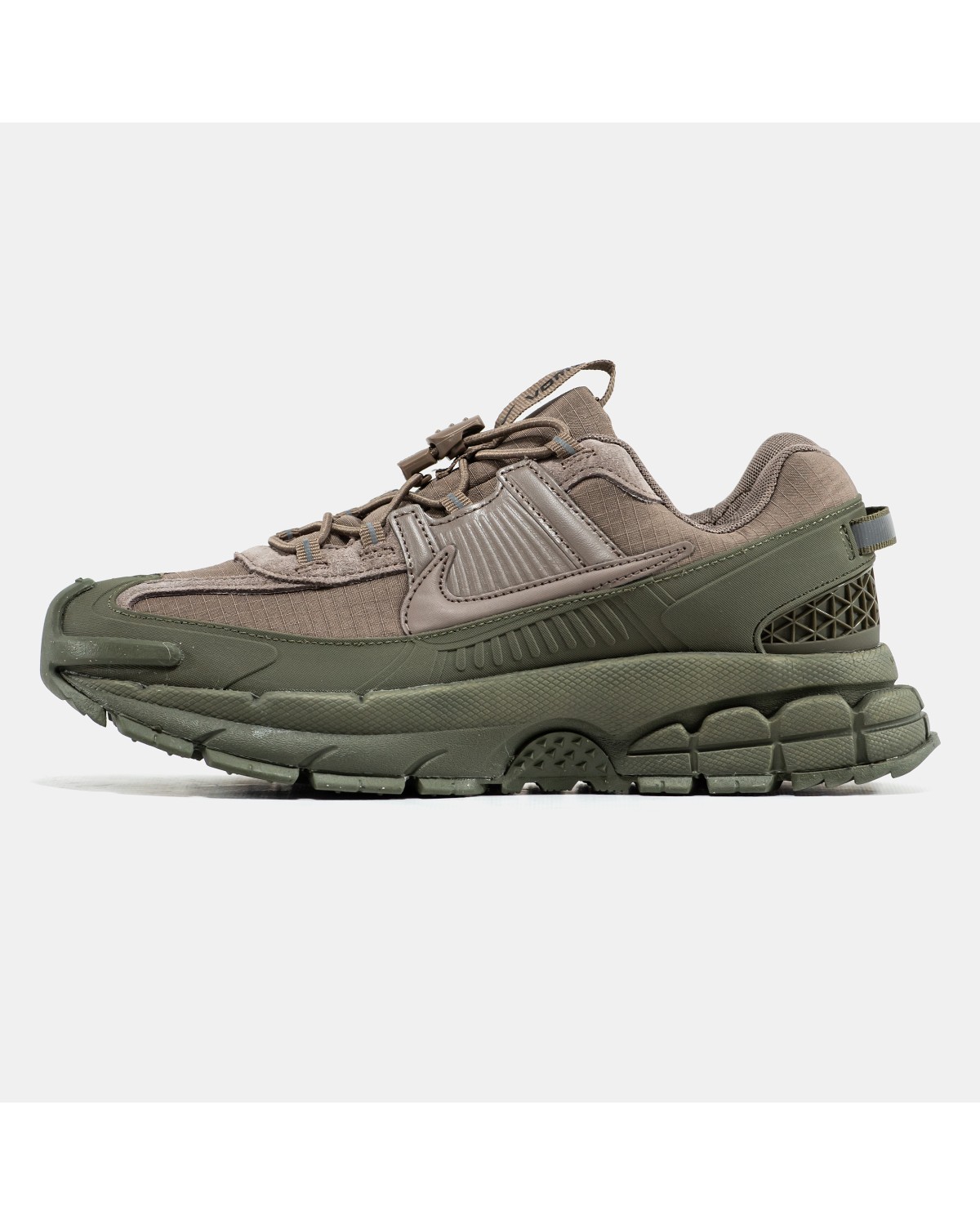 Nike Air Zoom Vomero Roam