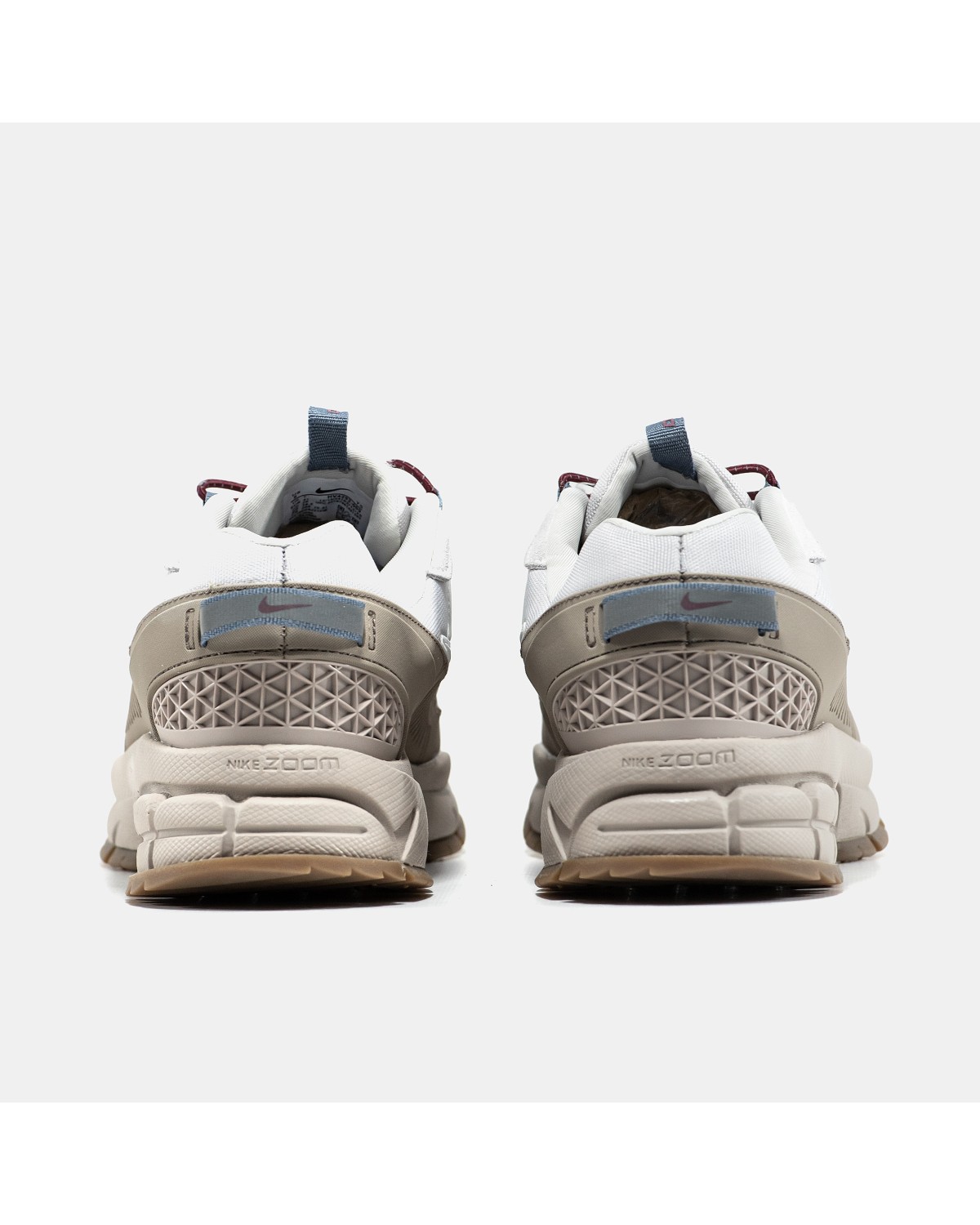 Nike Air Zoom Vomero Roam