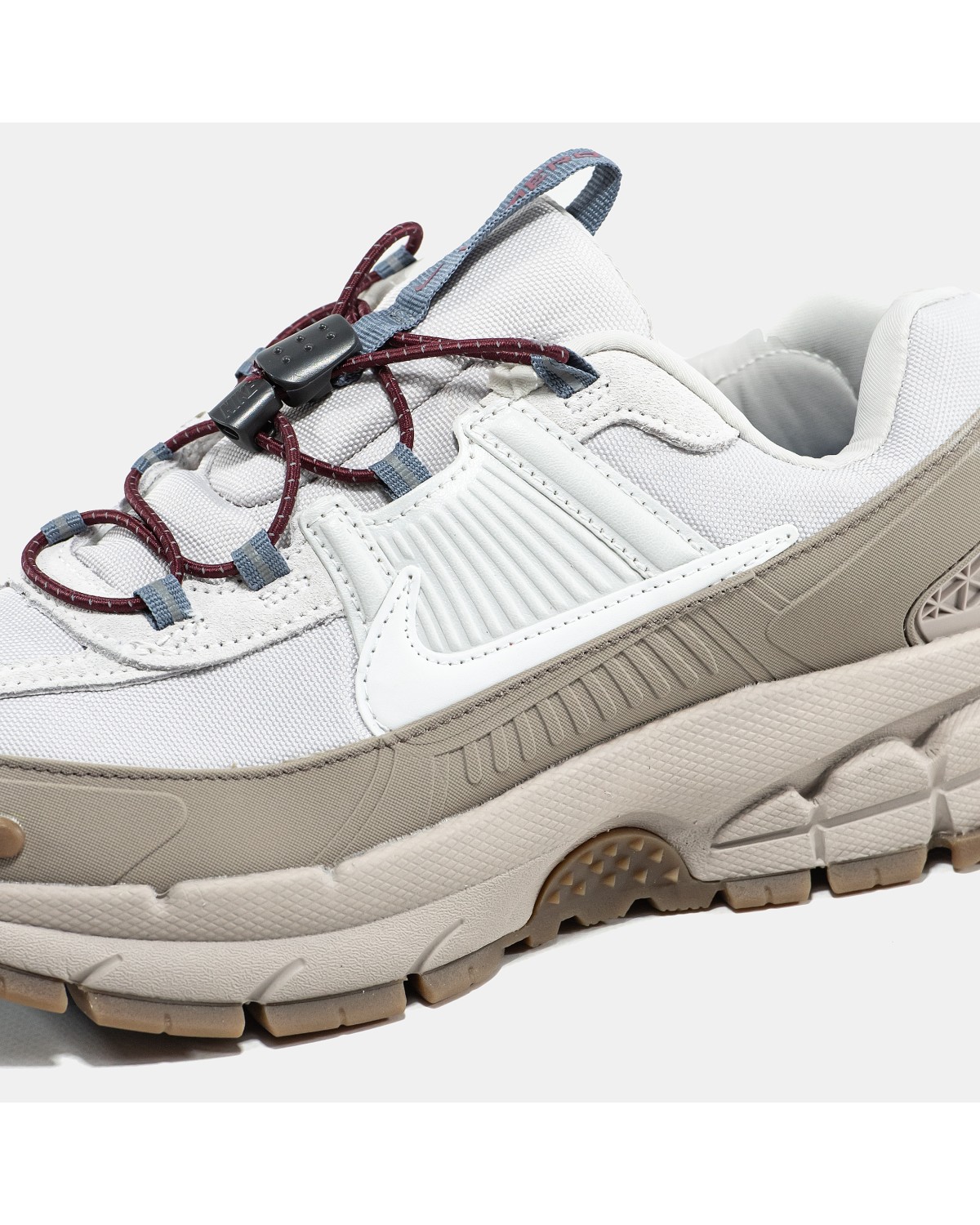 Nike Air Zoom Vomero Roam