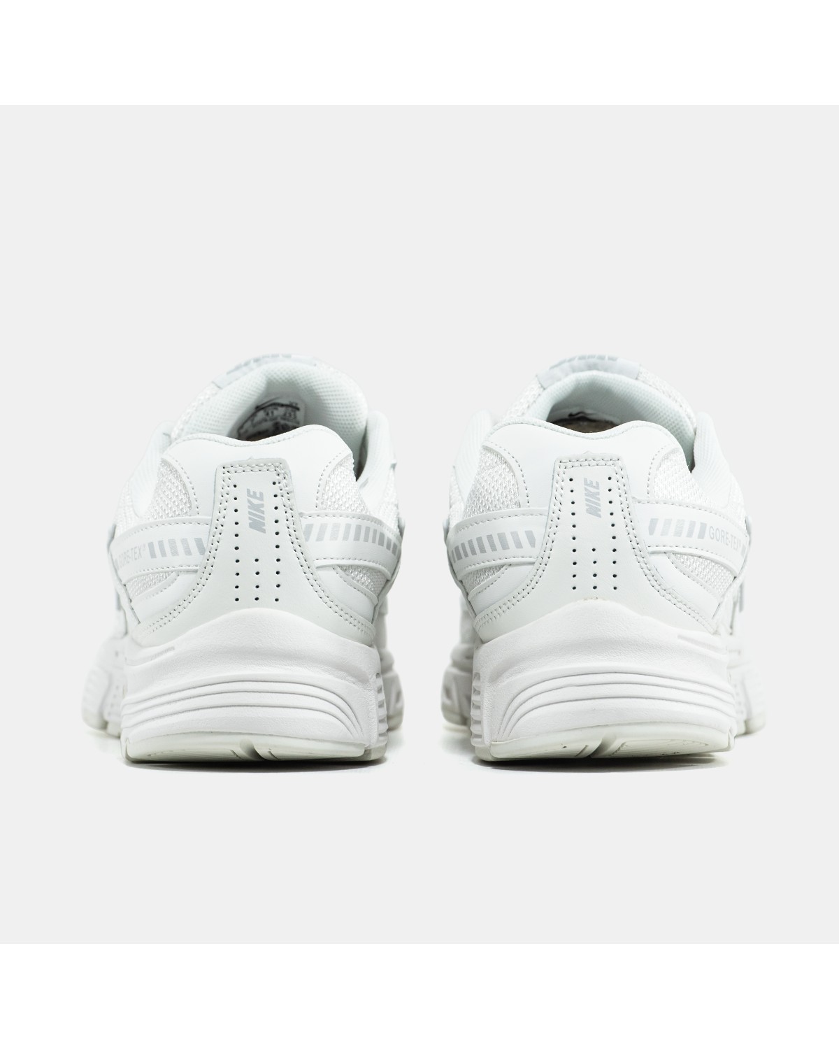 Nike Initiator Gore-Tex White