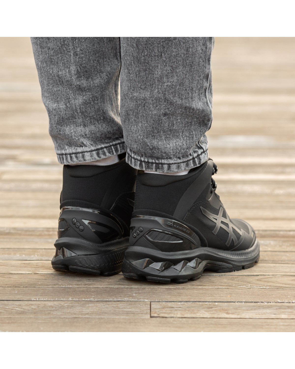 Asics Gel-Kayano 27 Boot  Gore-Tex All Black