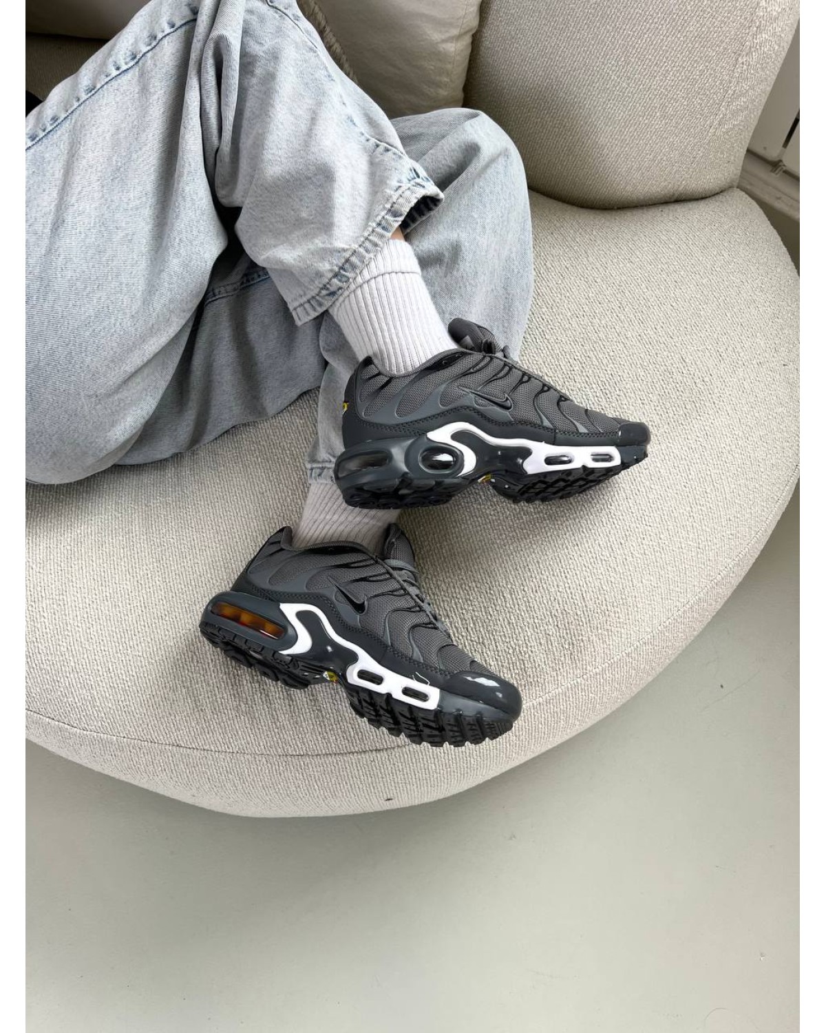 Nike Air Max TN Plus Grey White