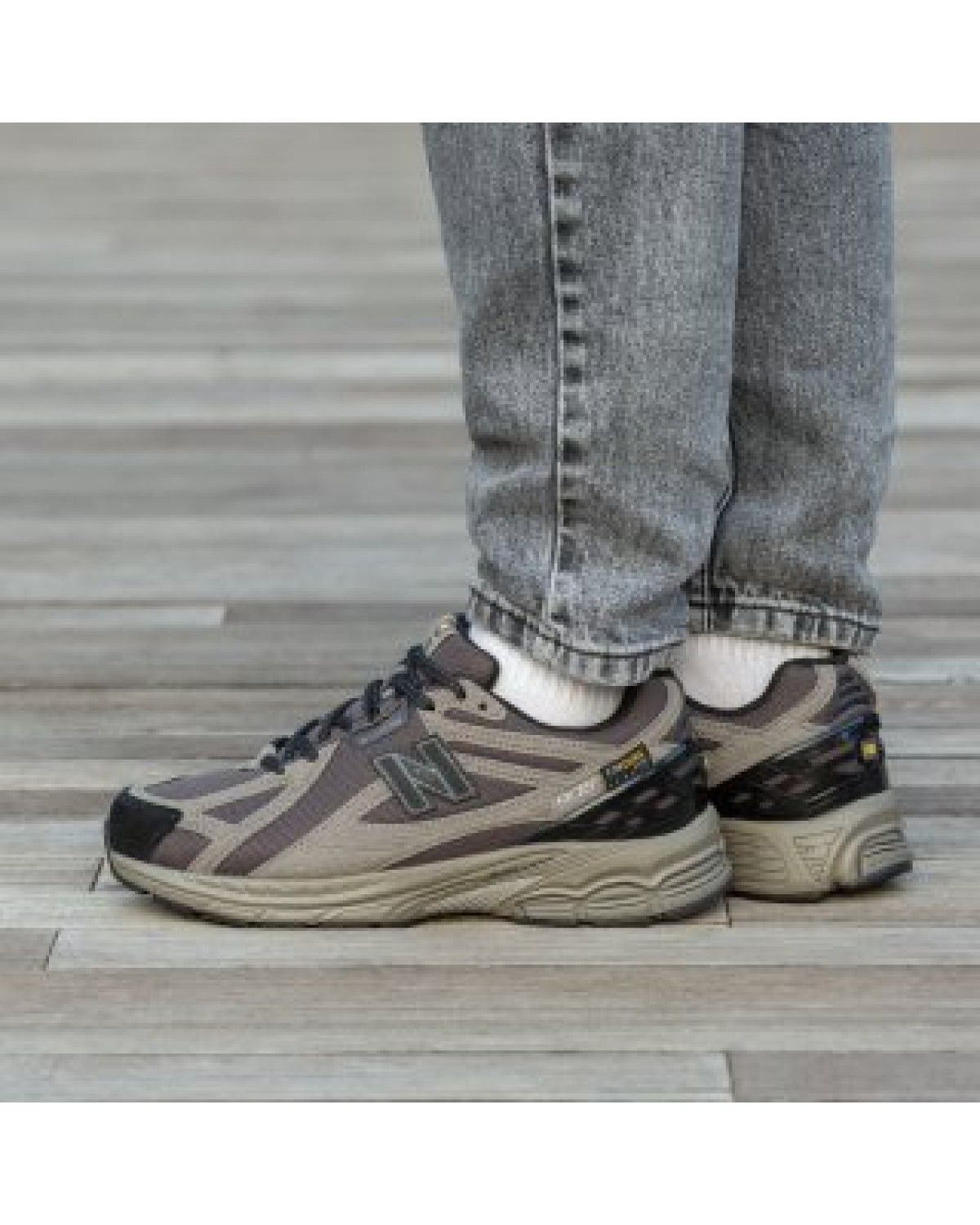 New Balance 1906R Gore-Tex Beige Black