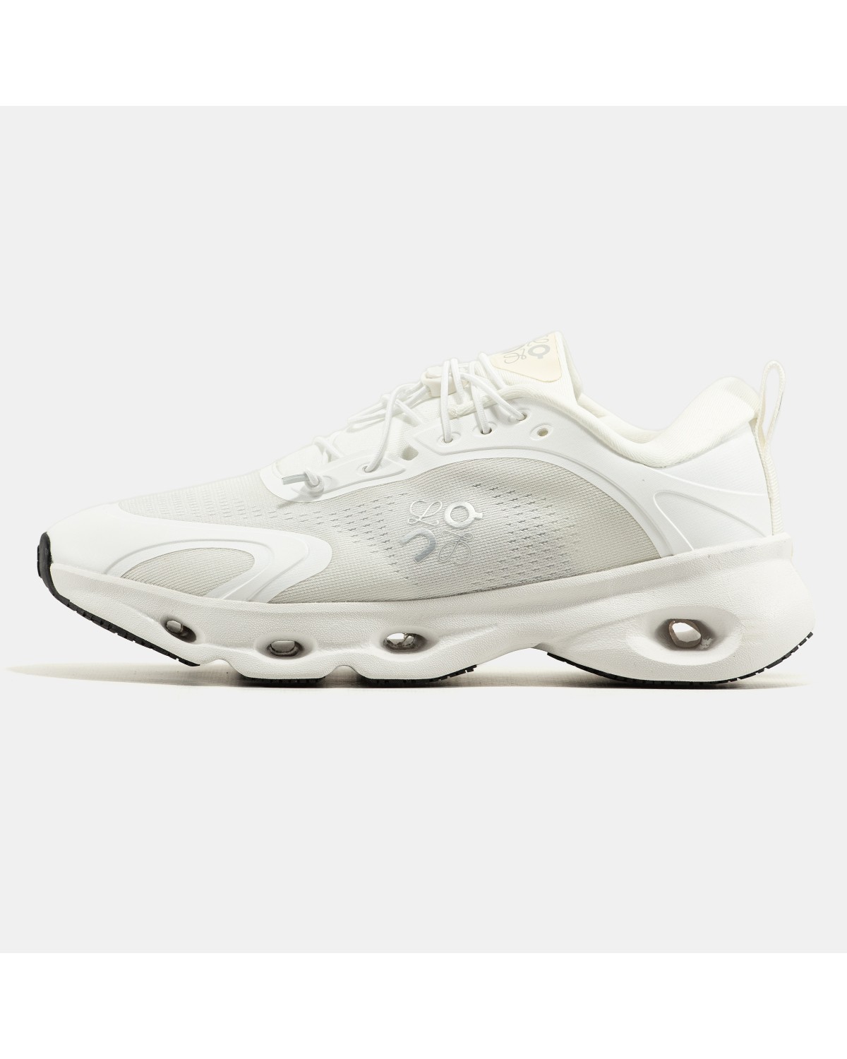 ON Cloudtilt x Loewe White