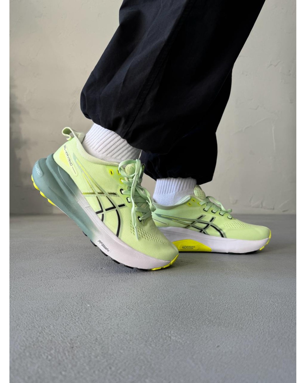 Asics Gel-Kayano 31 Grey/ Green