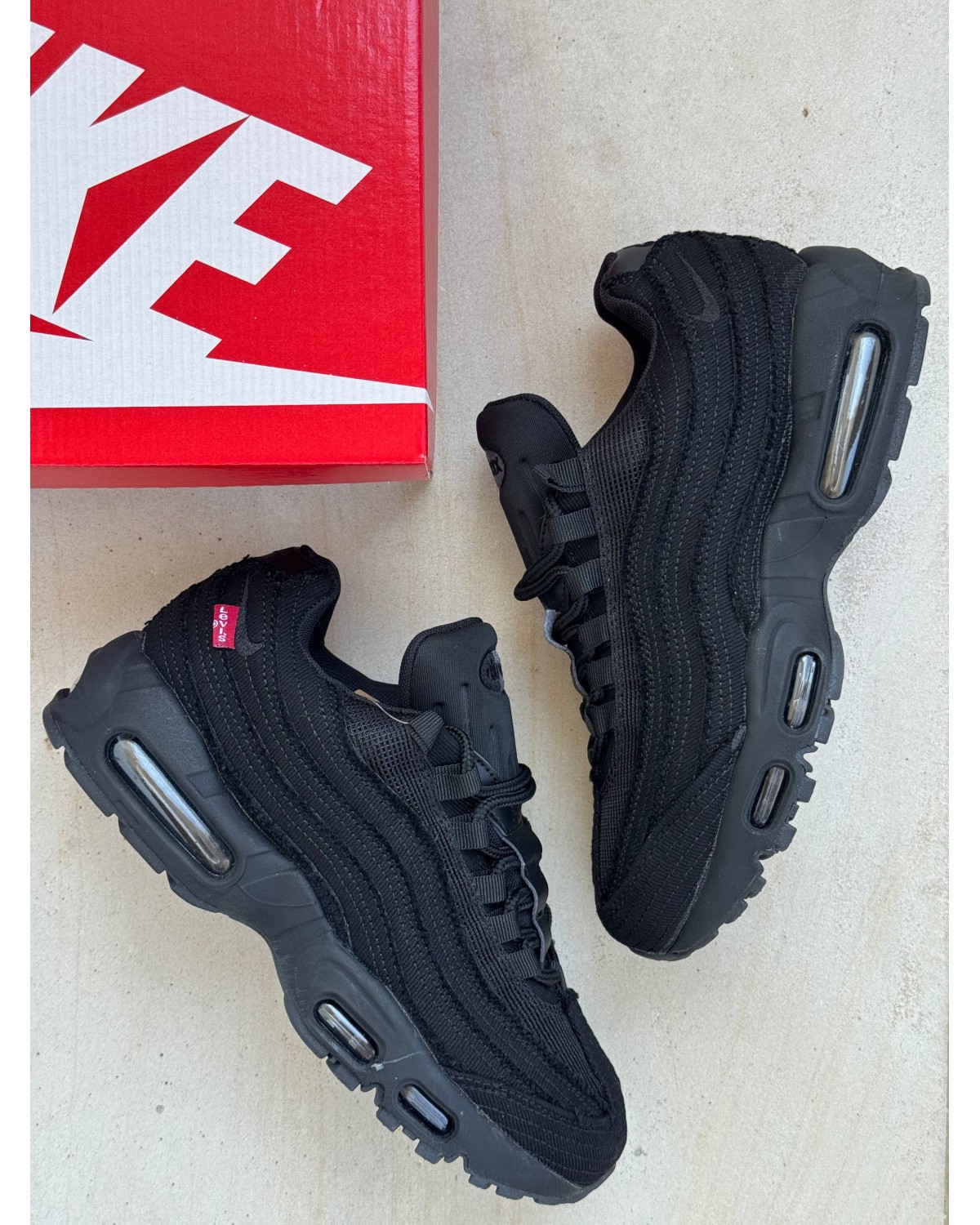 Levi’s x Nike Air Max 95 Black