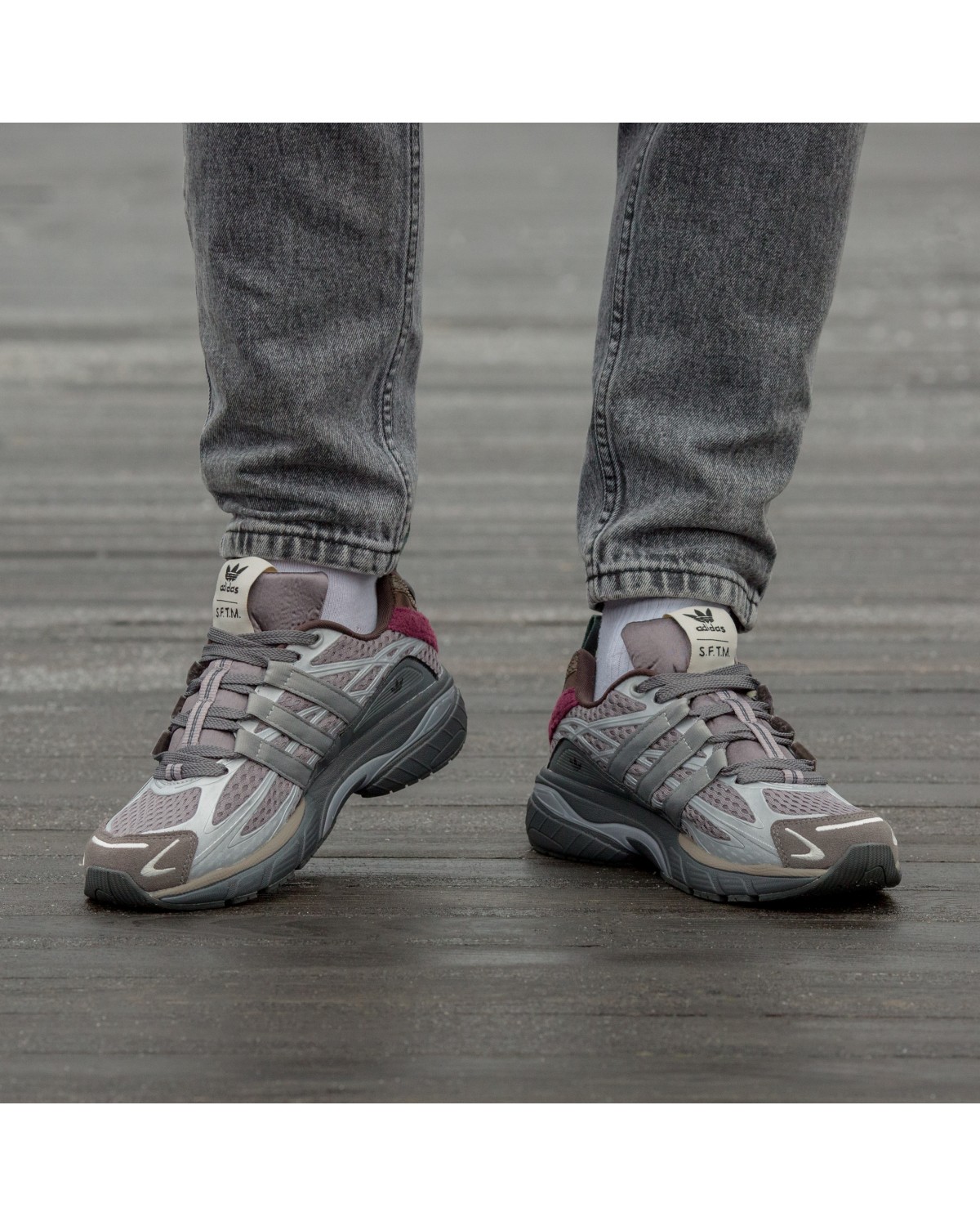 Adidas Adistar Cushion Taupe Metallic Granite