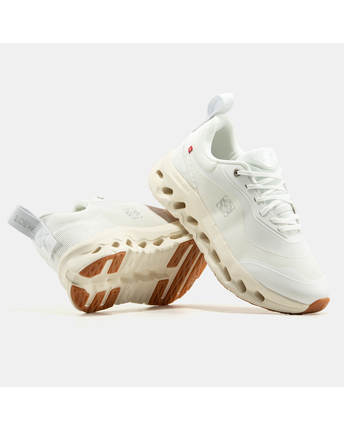 ON Cloudtilt x Loewe Beige