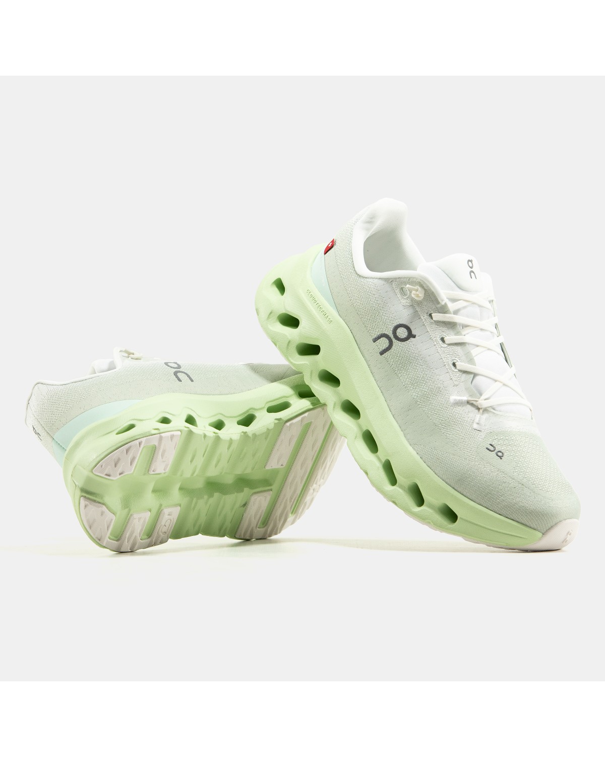 ON Cloudtilt Green