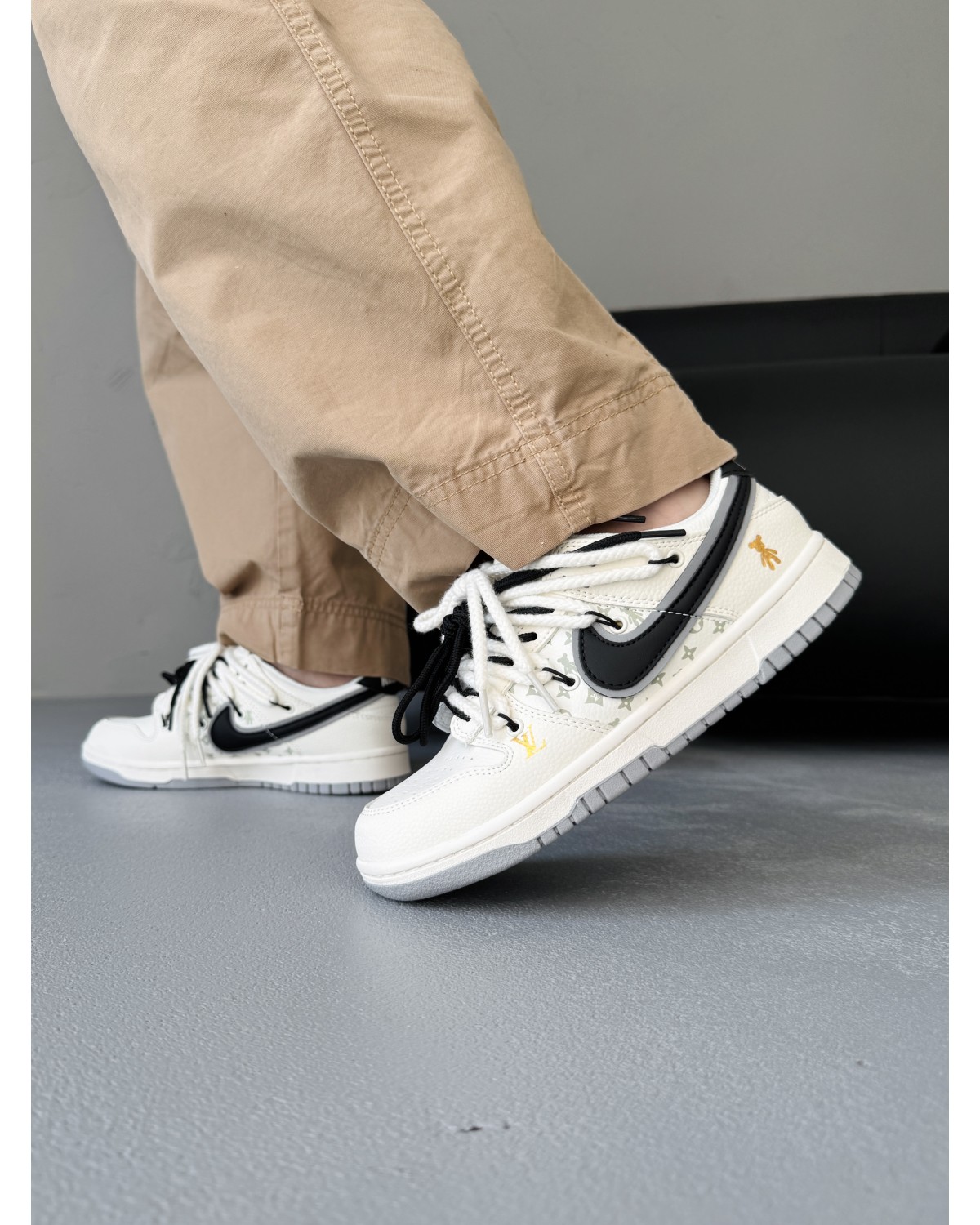 Nike SB x Louis Vuitton x Glommy Bear White Black