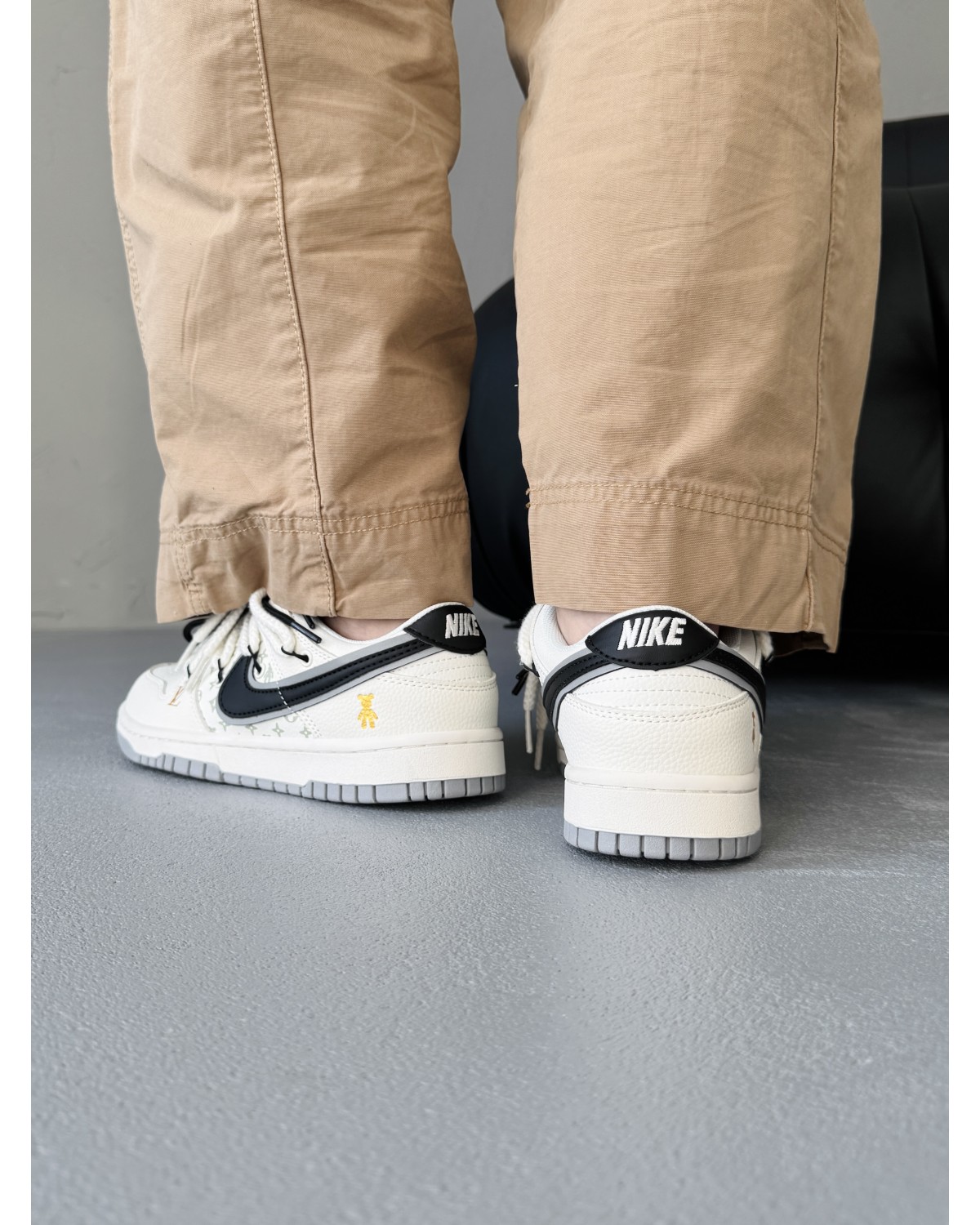 Nike SB x Louis Vuitton x Glommy Bear White Black