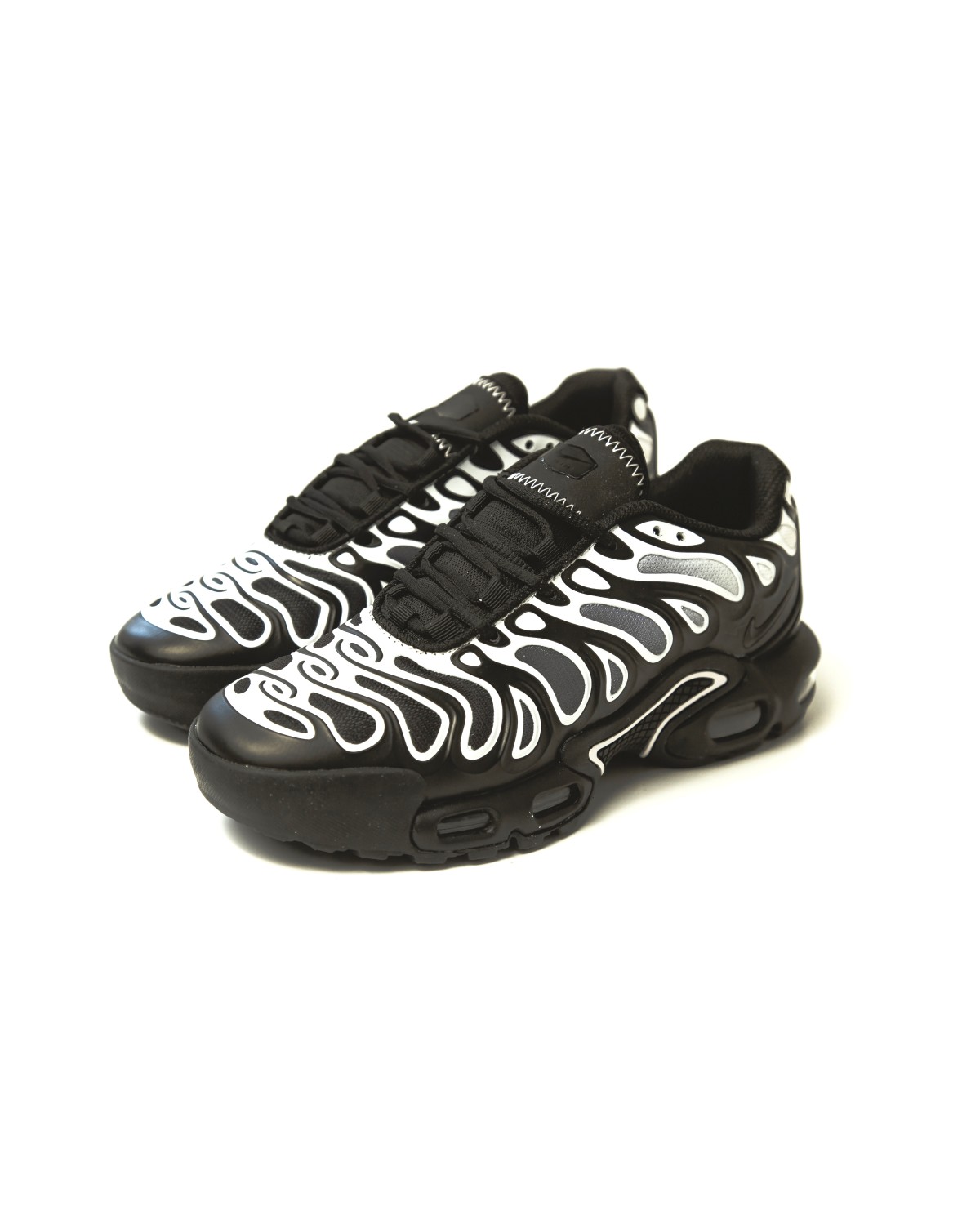 Nike Air Max TN Plus Drift Black White