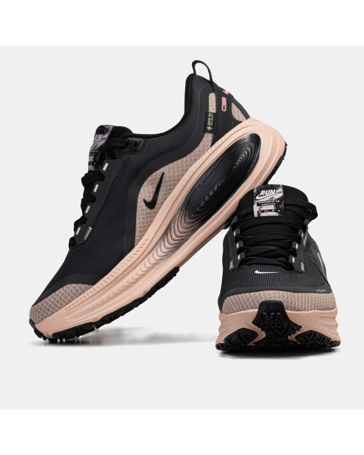 Nike Vomero 18 Gore -Tex  Black-Crimson Pink