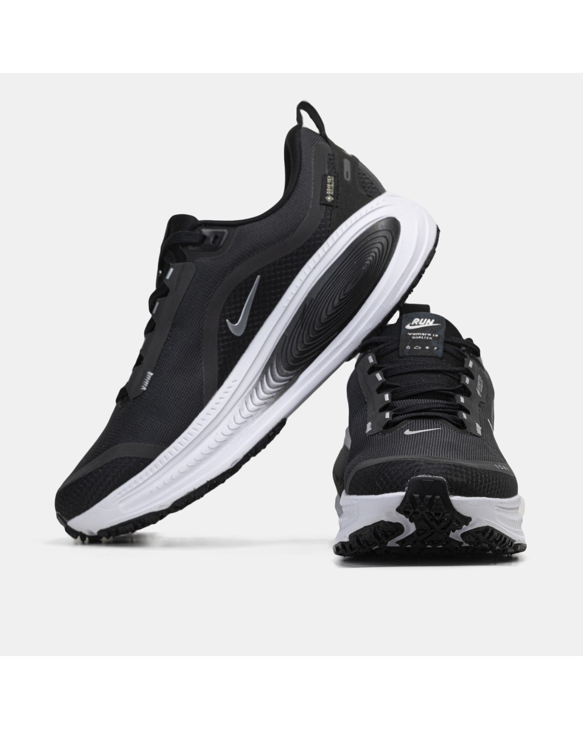 Nike Vomero 18  Gore -Tex Black White