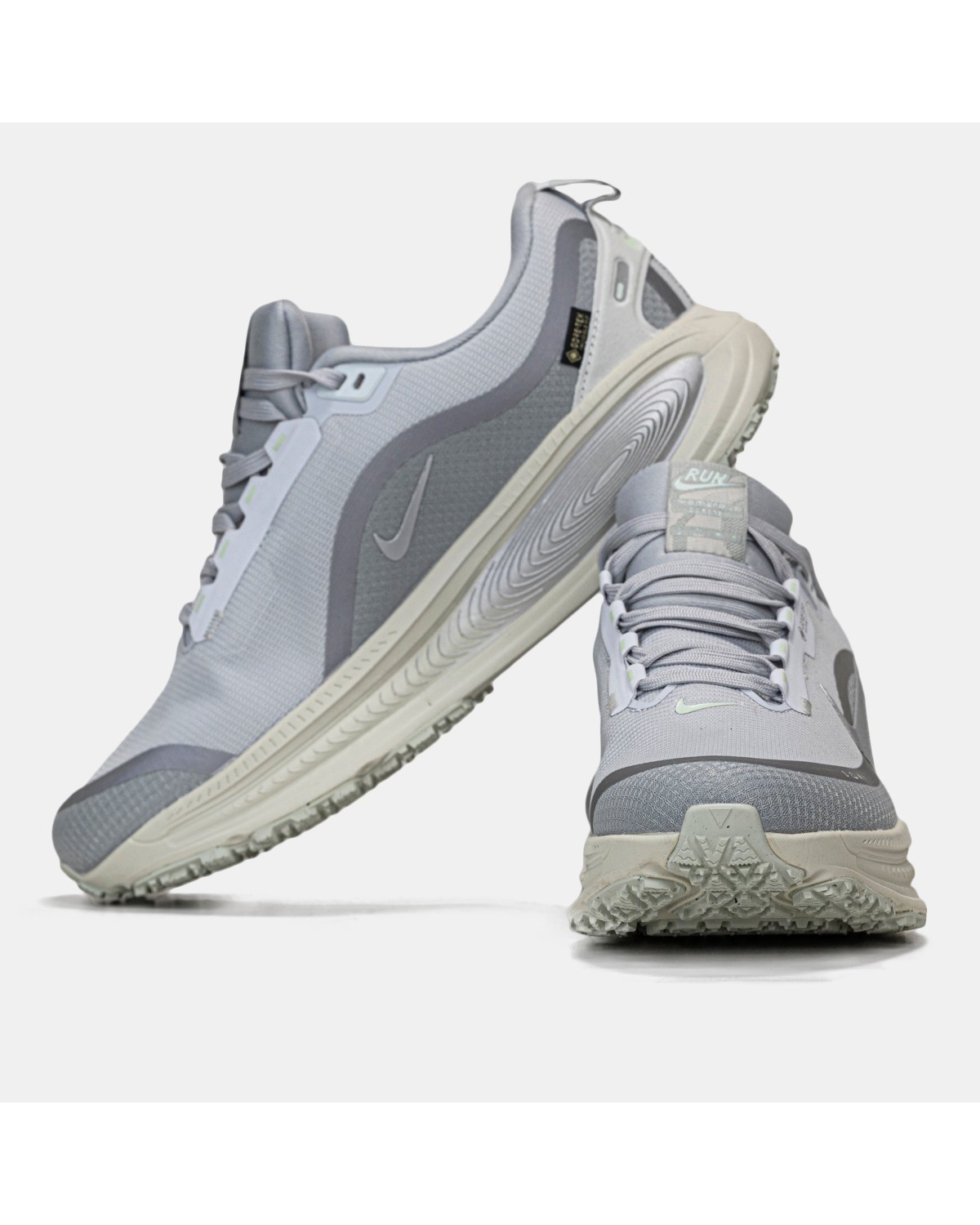 Nike Vomero 18 Gore -Tex White Gray