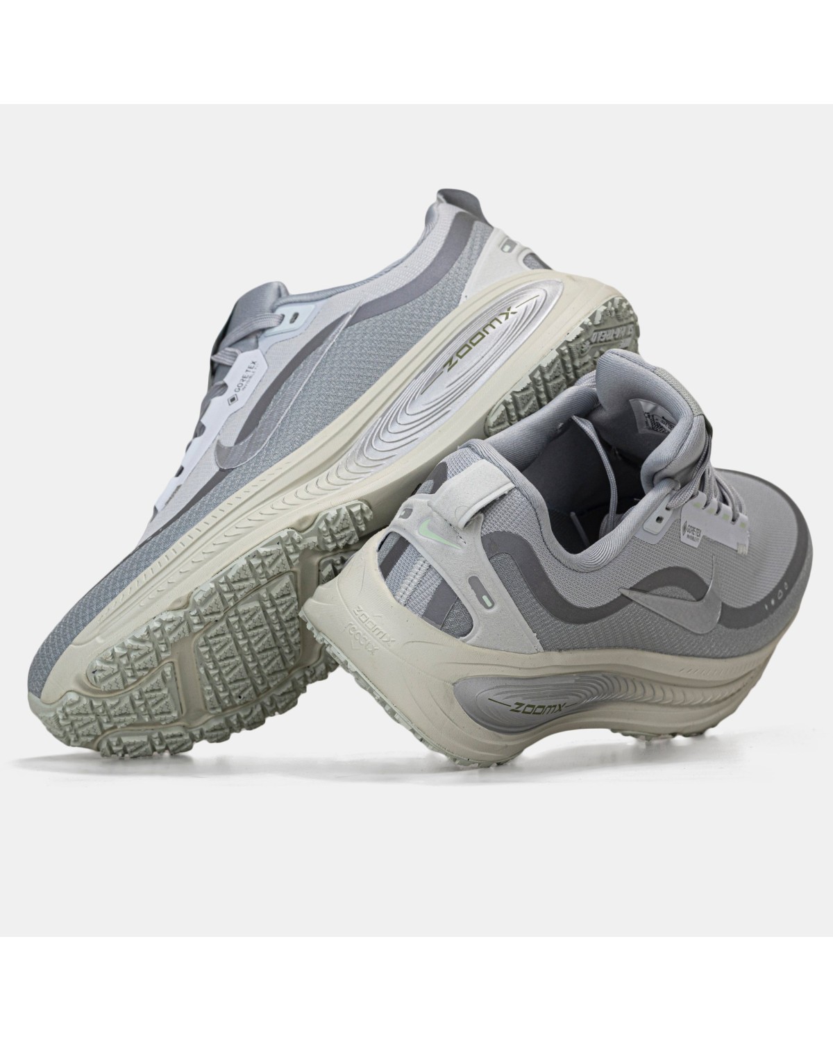 Nike Vomero 18 Gore -Tex White Gray