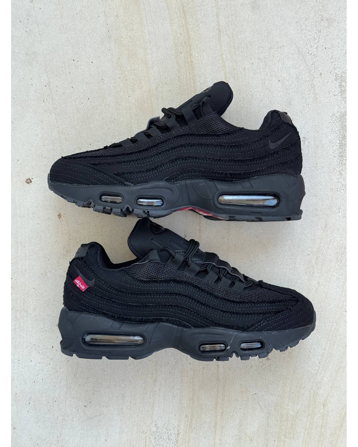 Levi’s x Nike Air Max 95 Black