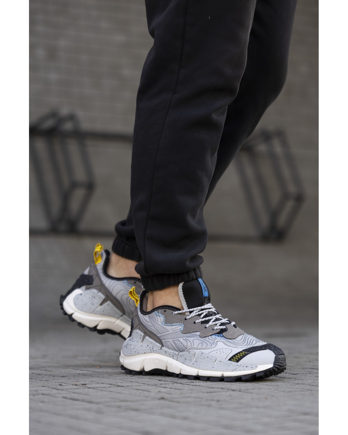 Reebok Zig Kinetica li Edge Dark Grey