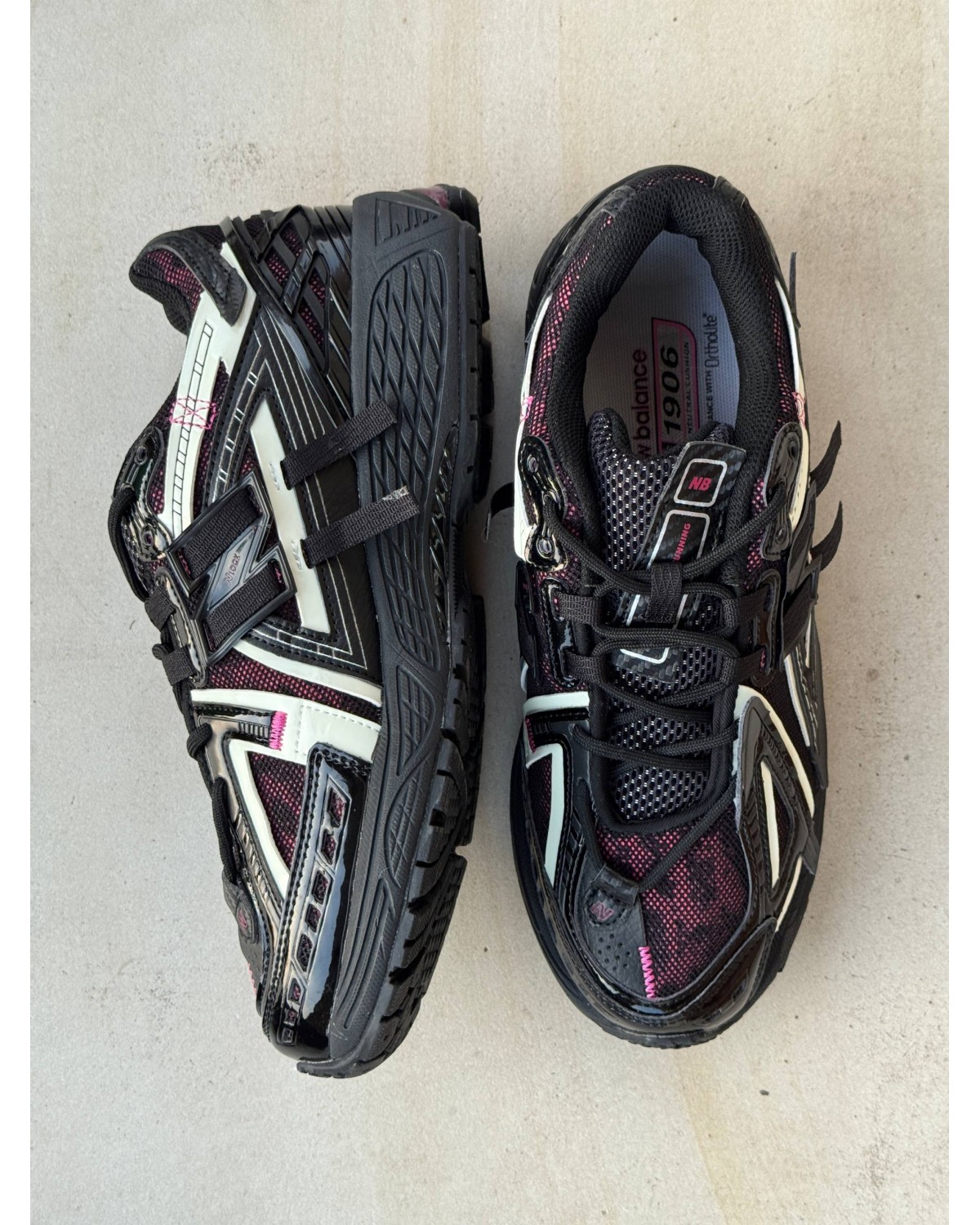 New Balance 1906a Dragon Berry 2025