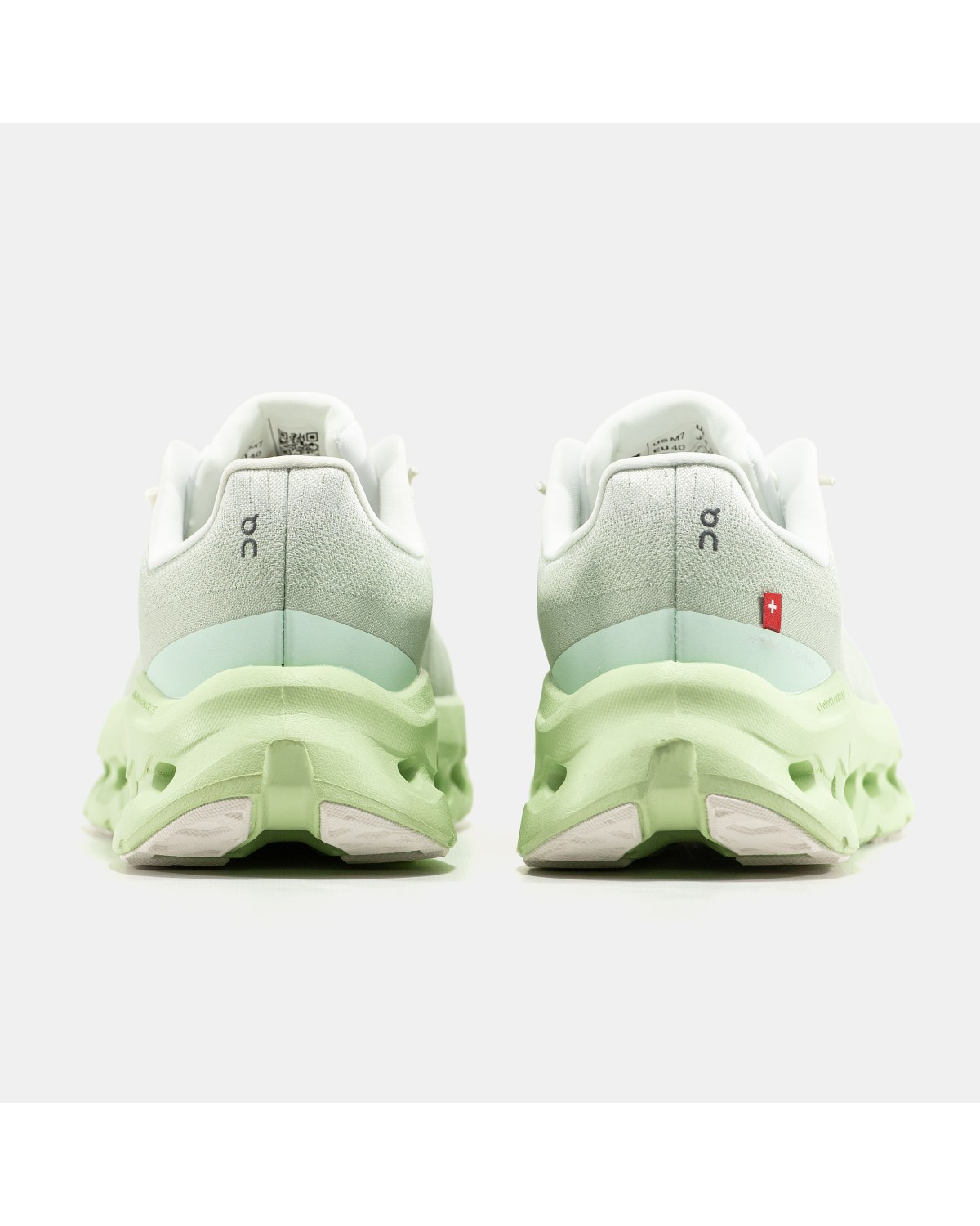 ON Cloudtilt Green