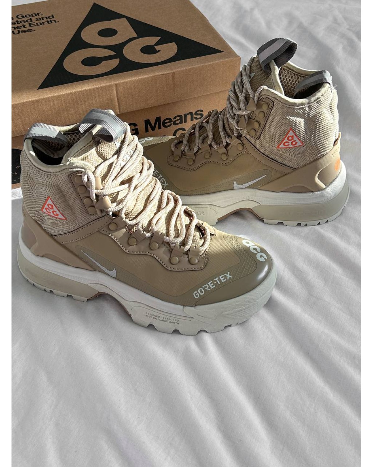 Nike ACG Air Zoom Gaiadome GTX  Beige White