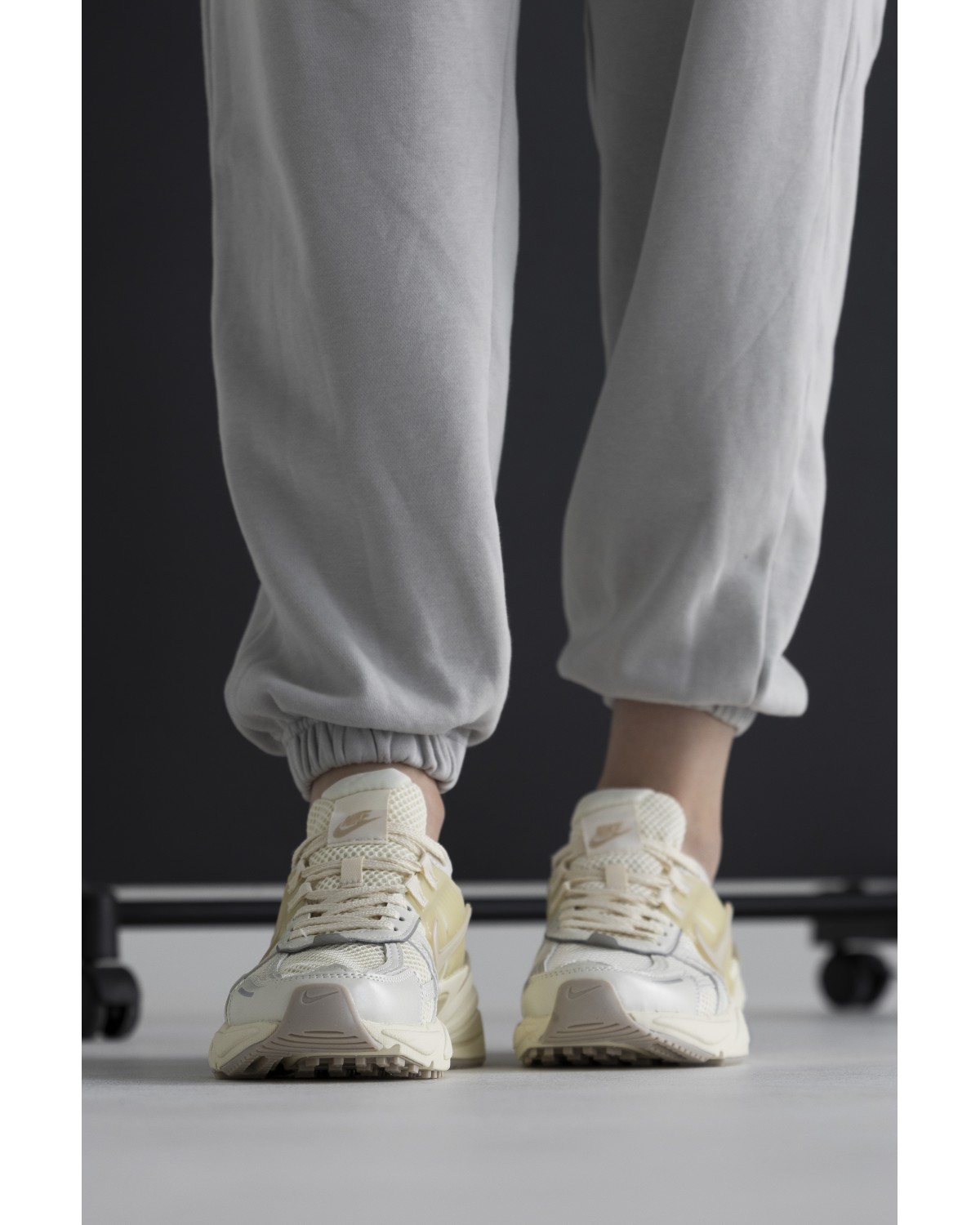 Nike V2K Runtekk White Beige Blue