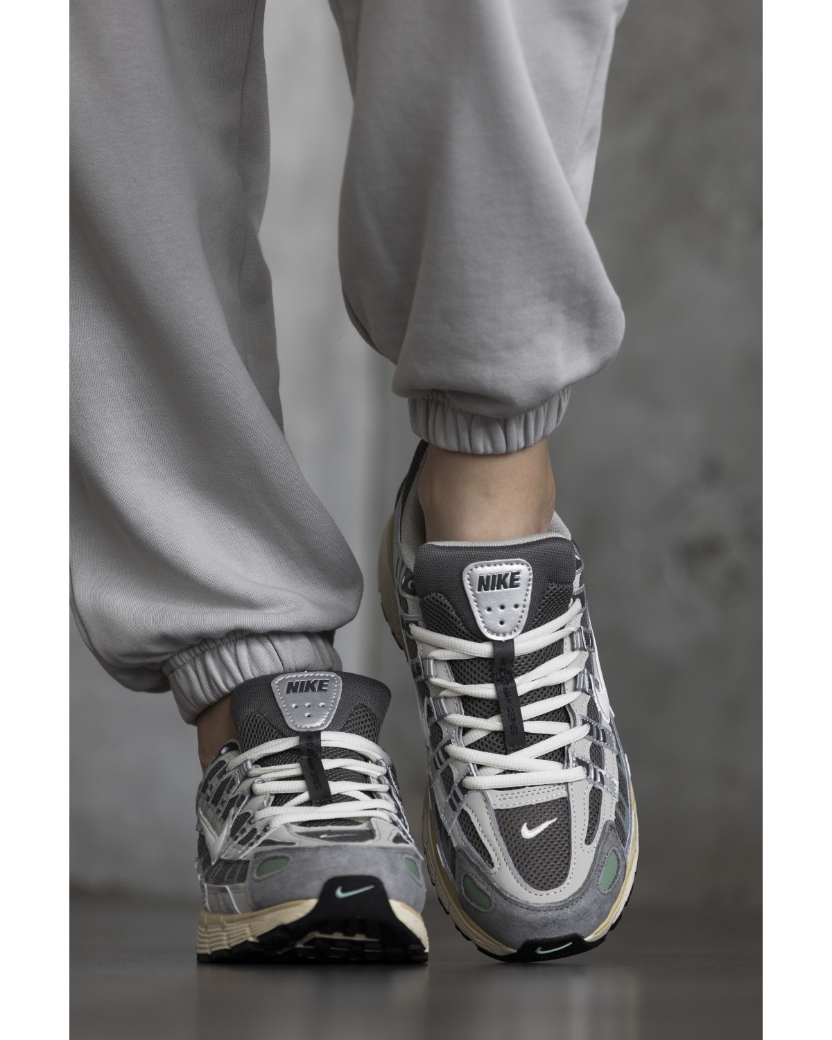 Nike P-6000 Grey Green