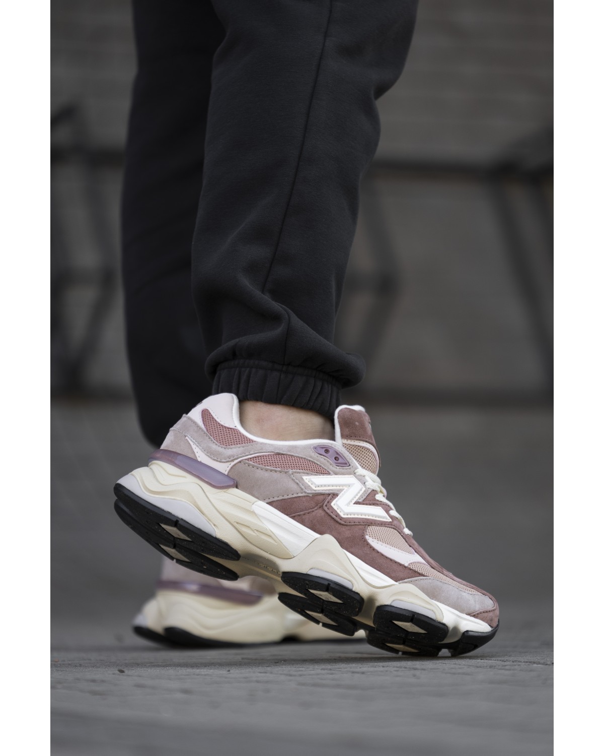 New Balance 9060 Brown Sparrow