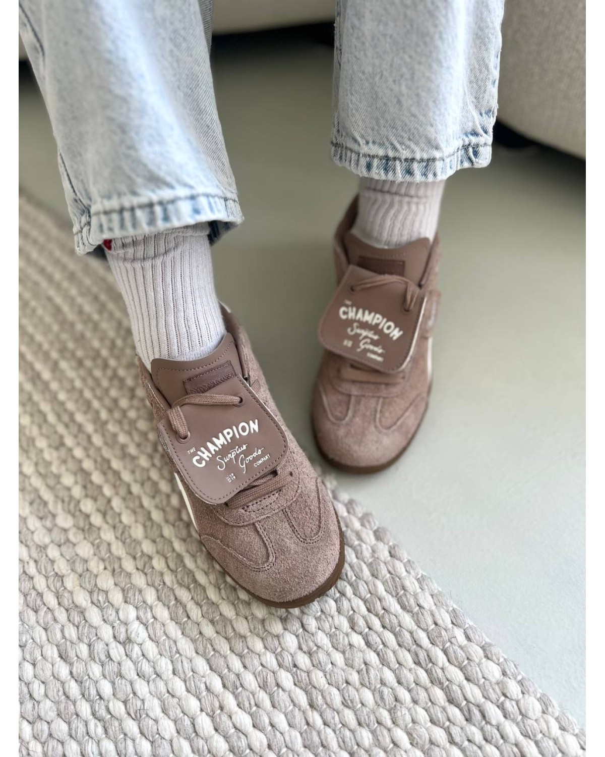 Champion shoes brown