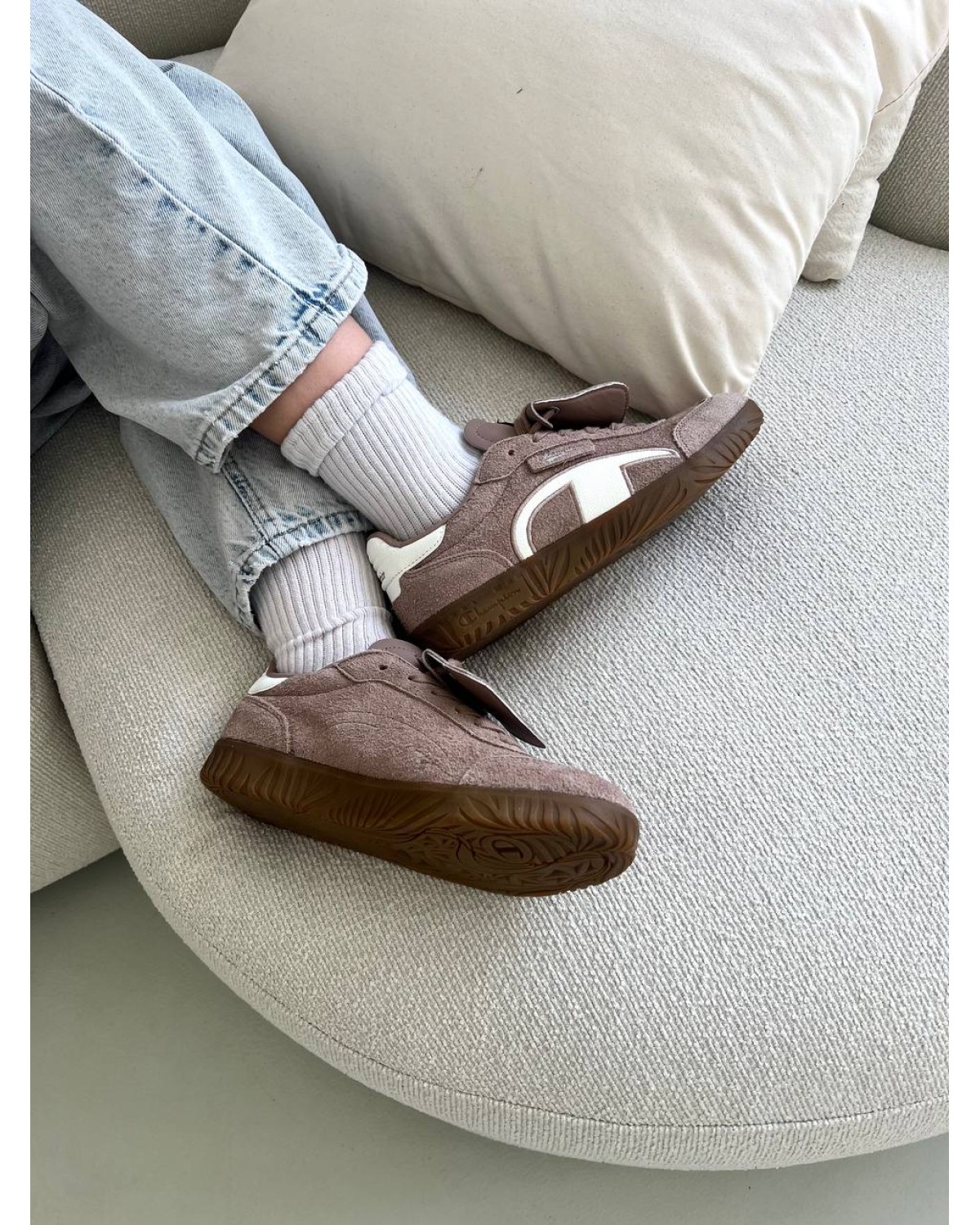Champion shoes brown