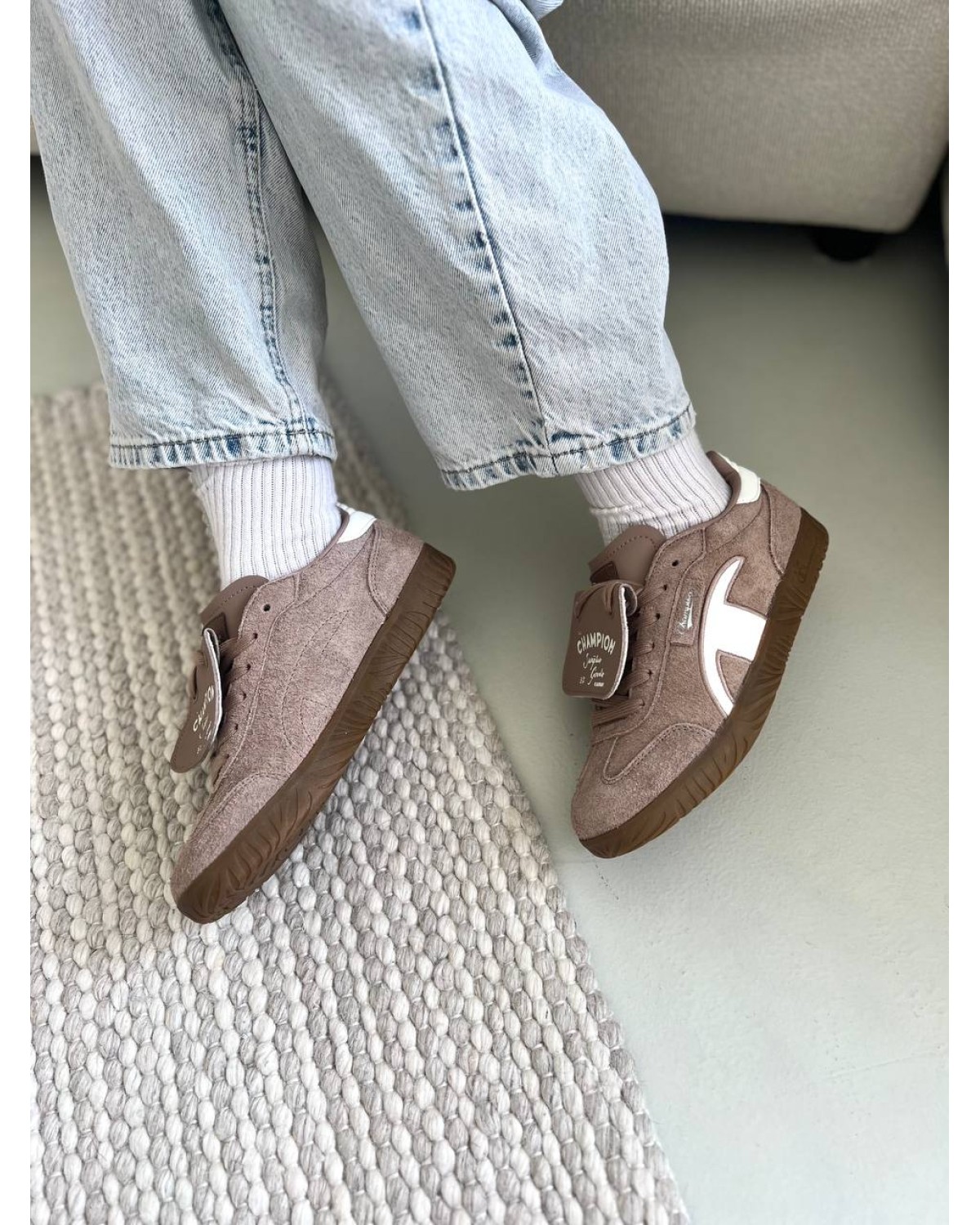 Champion shoes brown