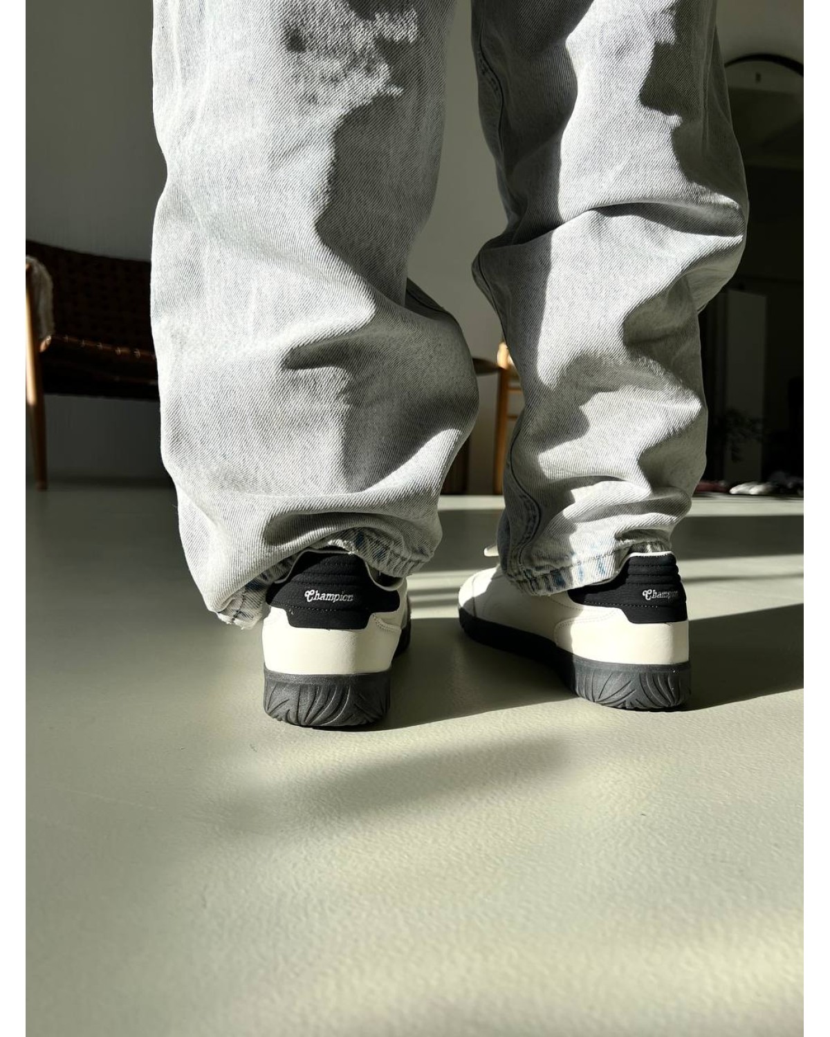 Champion shoes white