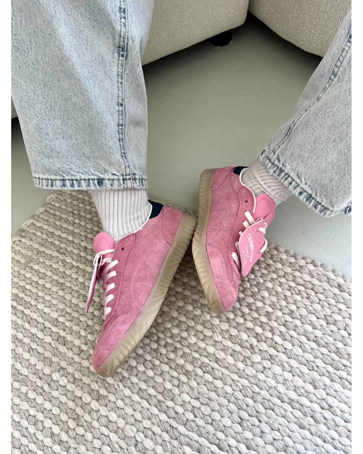 Champion shoes pink