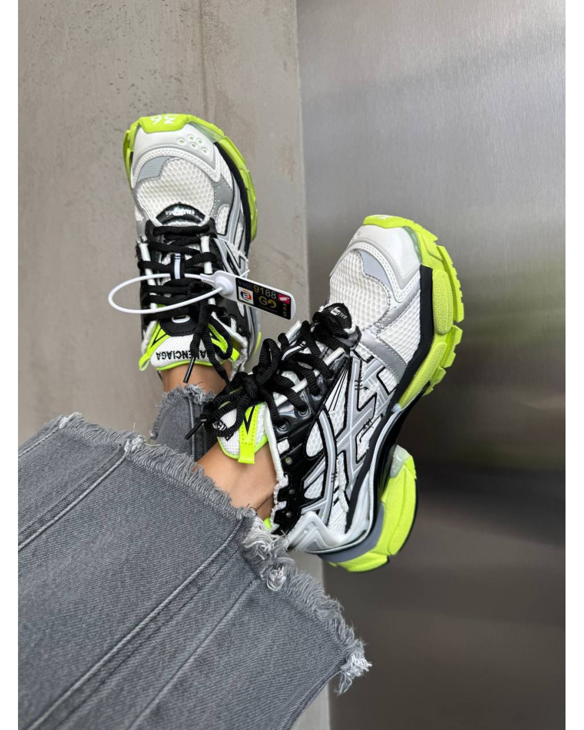 Balenciaga Runner Trainer Black / Acid / Silver