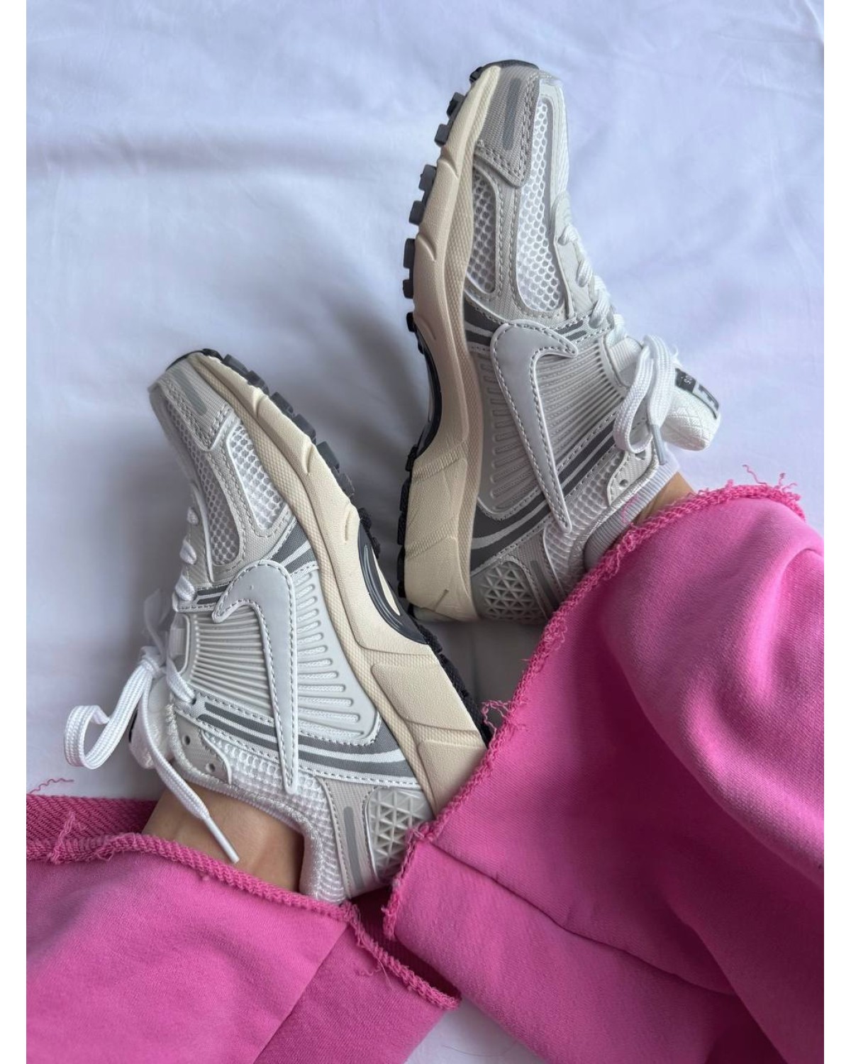 Nike Vomero 5 Platinum Tint