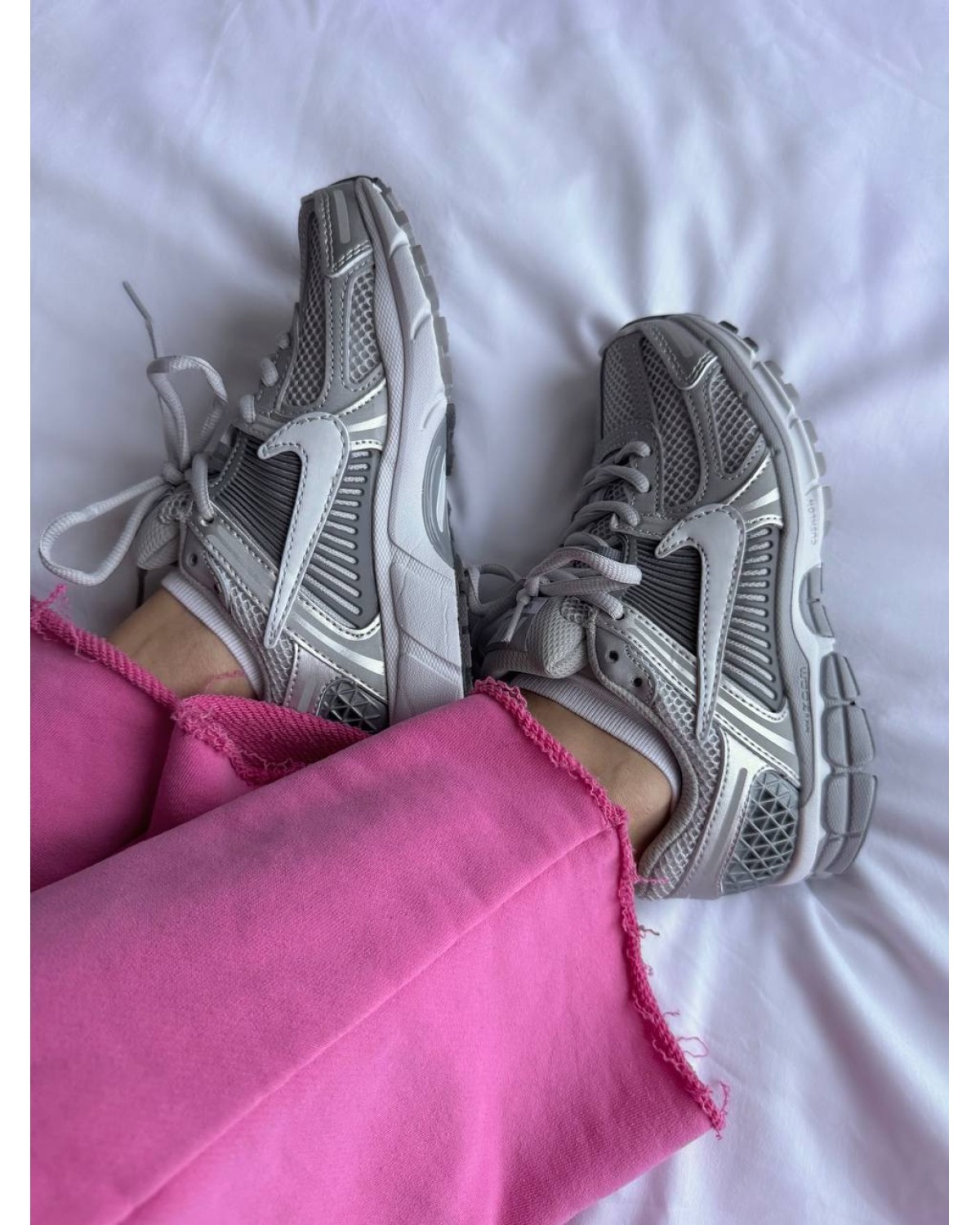 Nike Vomero 5 Metallic Grey