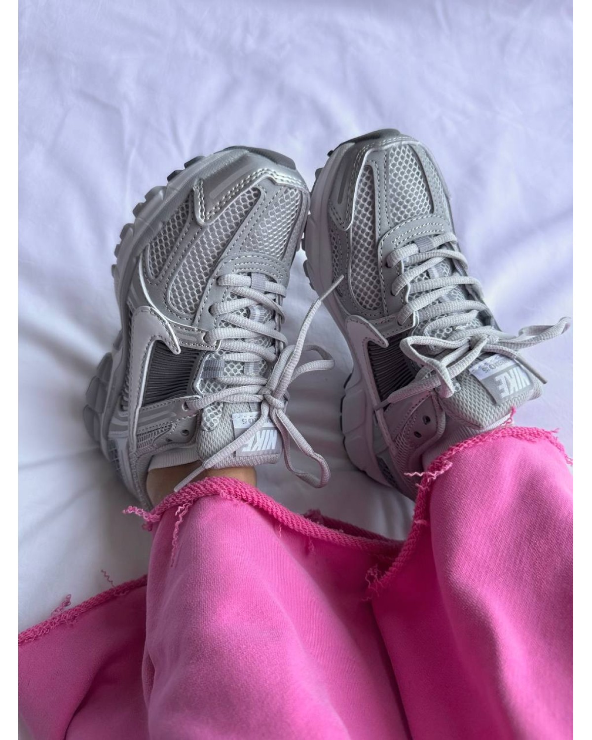 Nike Vomero 5 Metallic Grey