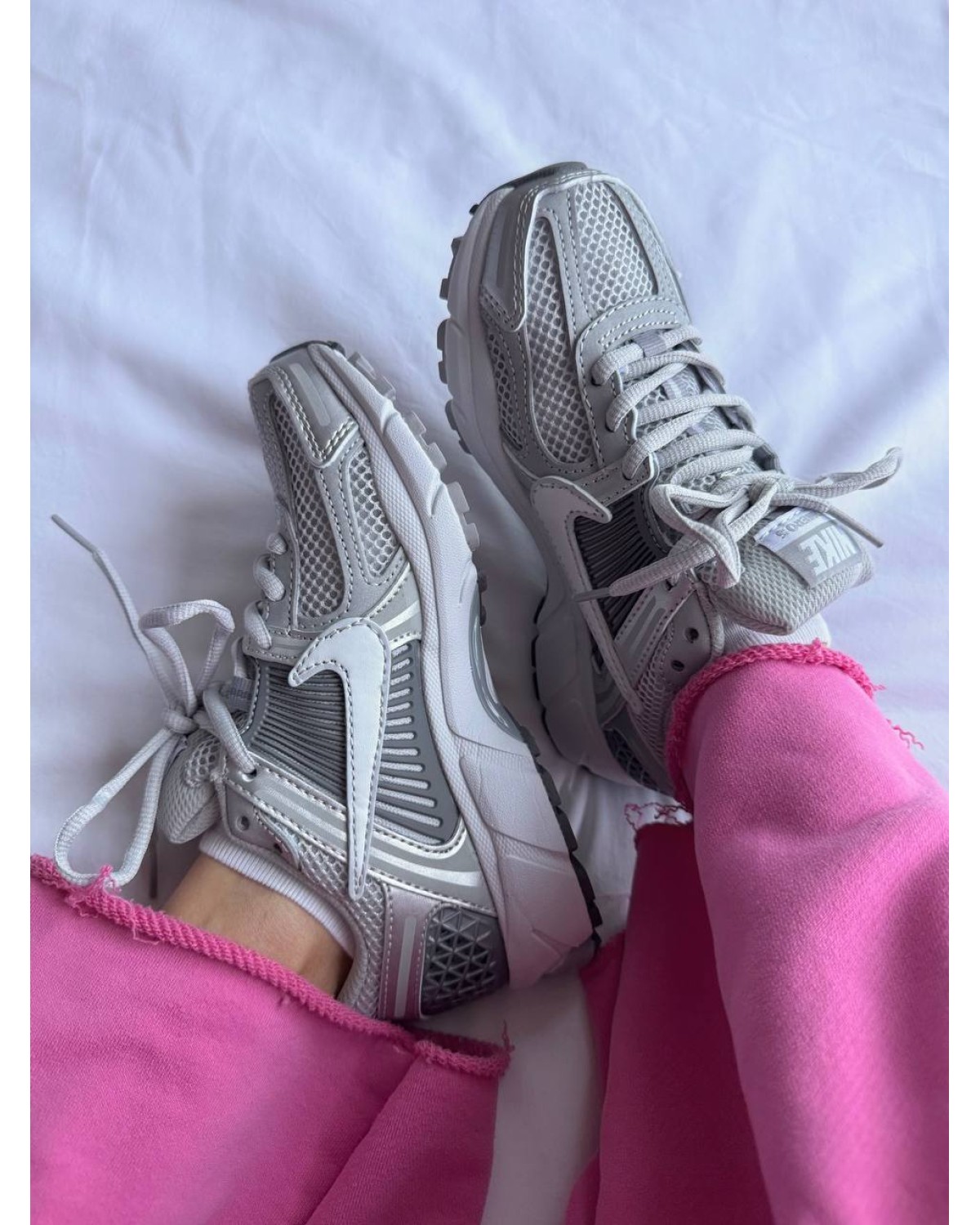 Nike Vomero 5 Metallic Grey