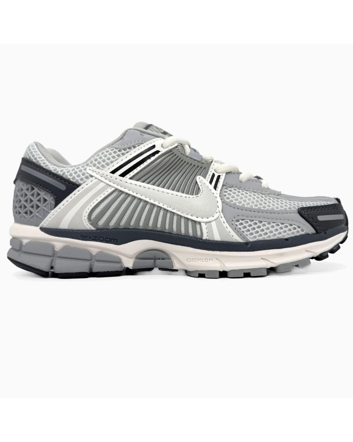 Nike Zoom Vomero 5 Grey