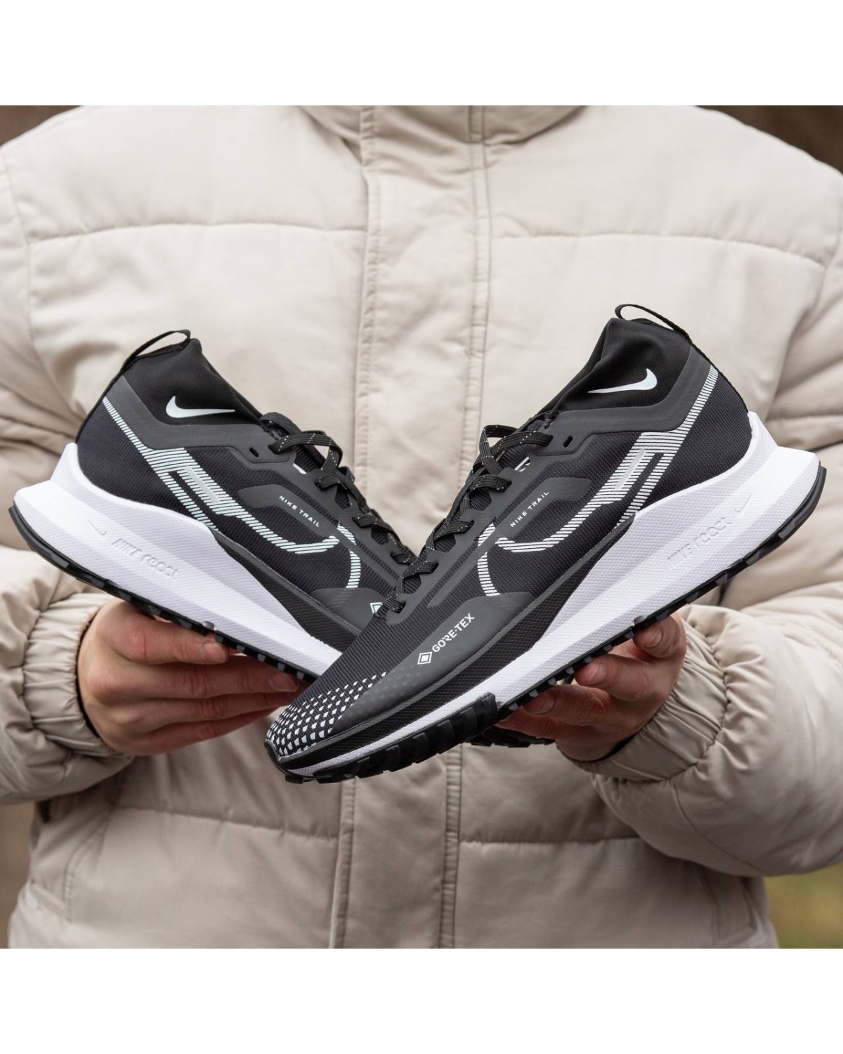 Nike Pegasus Trail 4 Gore-Tex  Black White